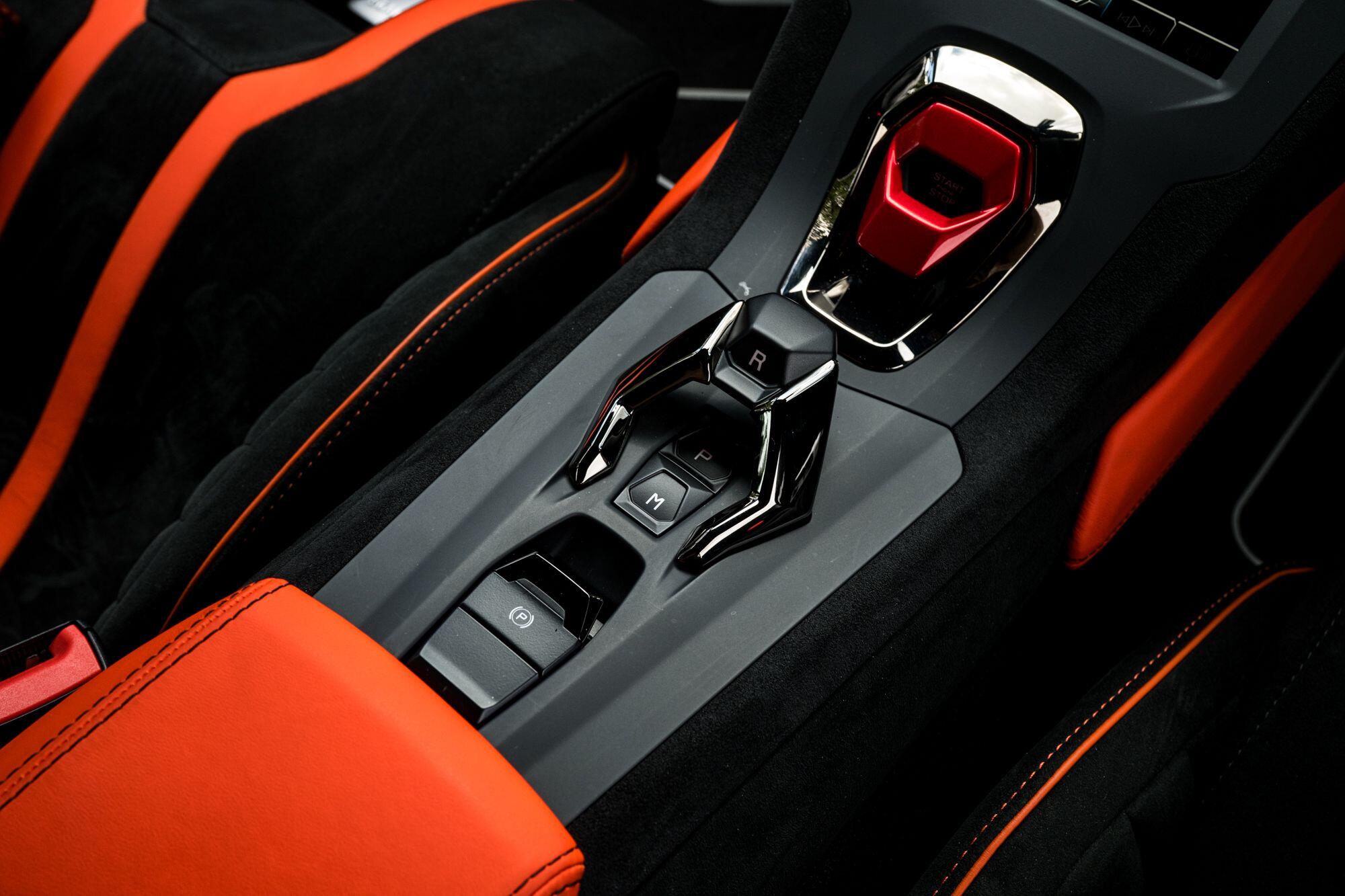 Lamborghini Huracan view 69