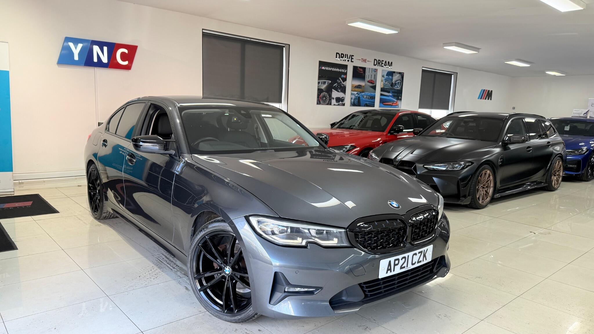 BMW 3 Series view 23