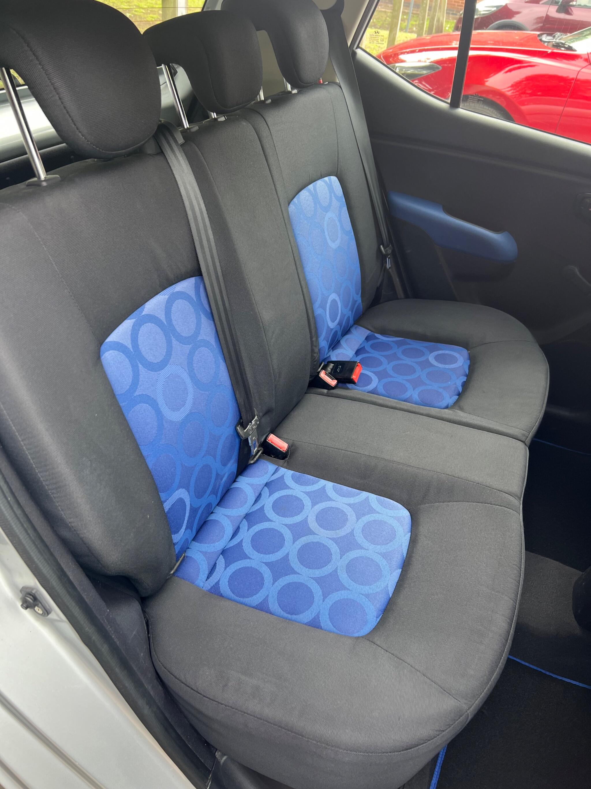 Hyundai I10 view 15