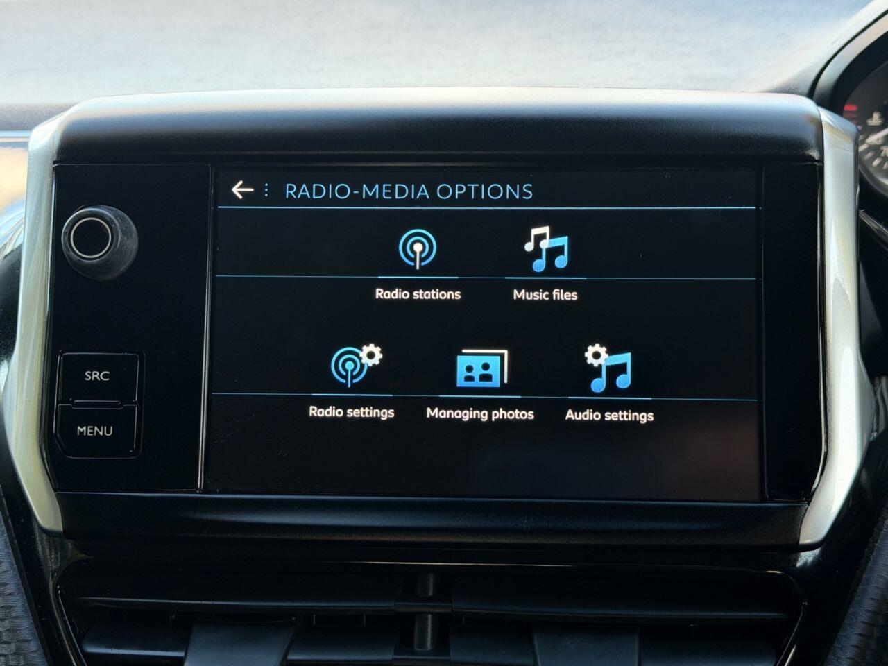 Peugeot 208 view 34