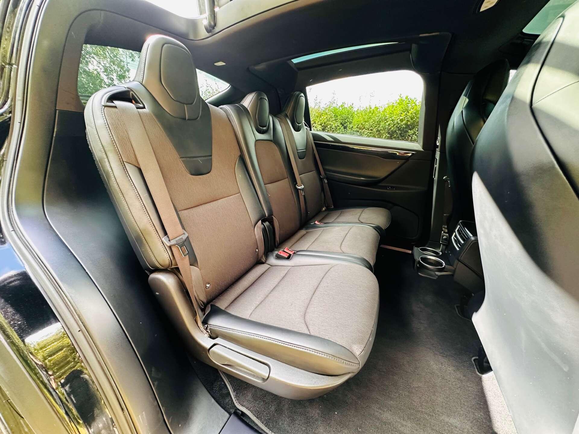 Tesla Model X view 27