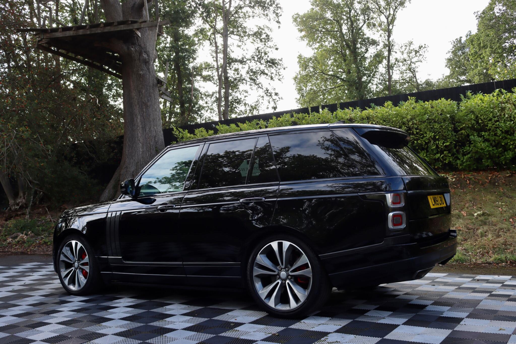 Land Rover Range Rover view 24