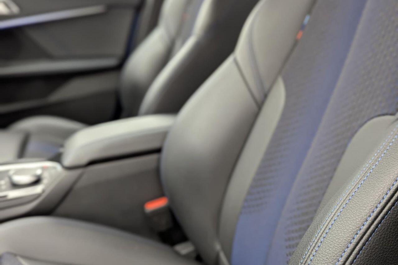 BMW 1 Series view 30