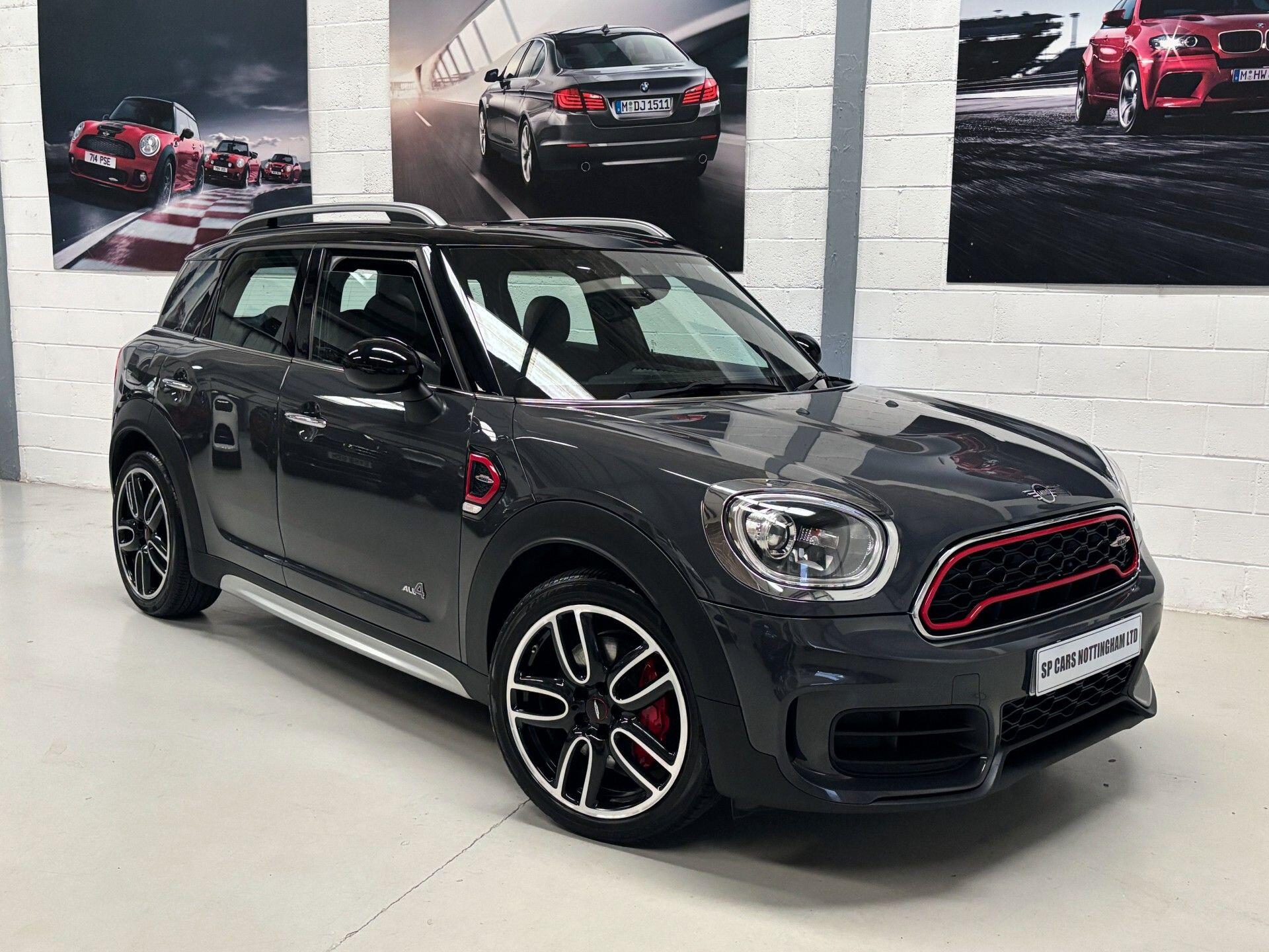 Mini Countryman main image