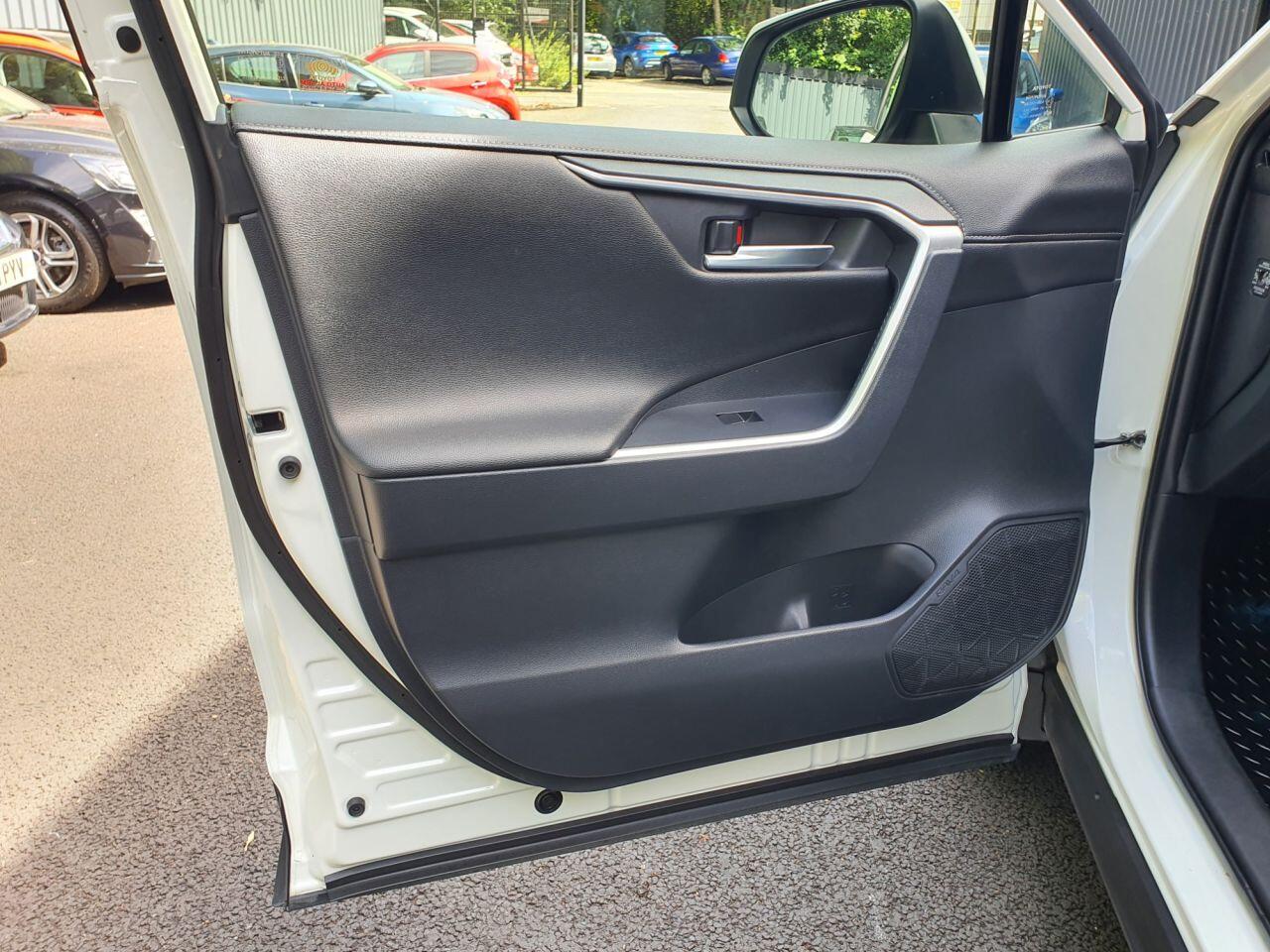 Toyota Rav4 view 26