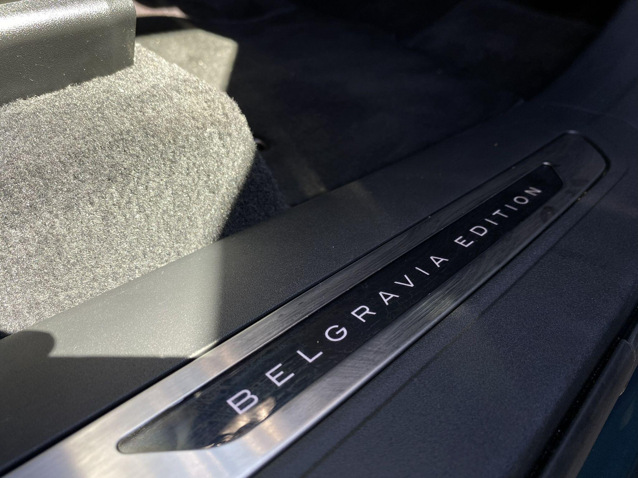Land Rover Range Rover Velar view 20