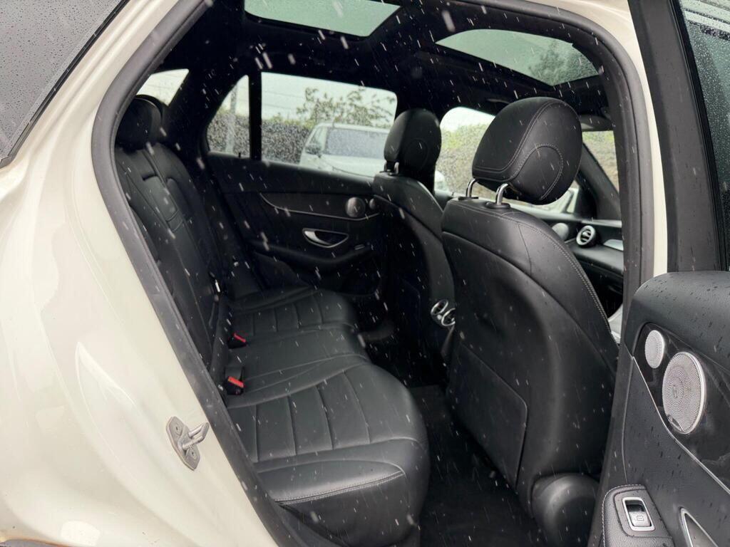 Mercedes-Benz GLC view 21