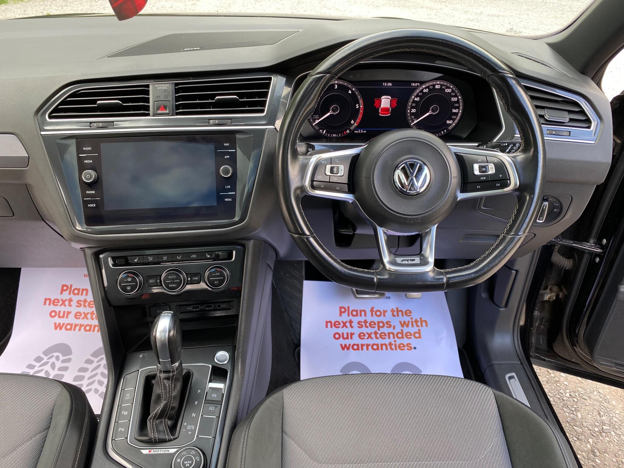 Volkswagen Tiguan view 20