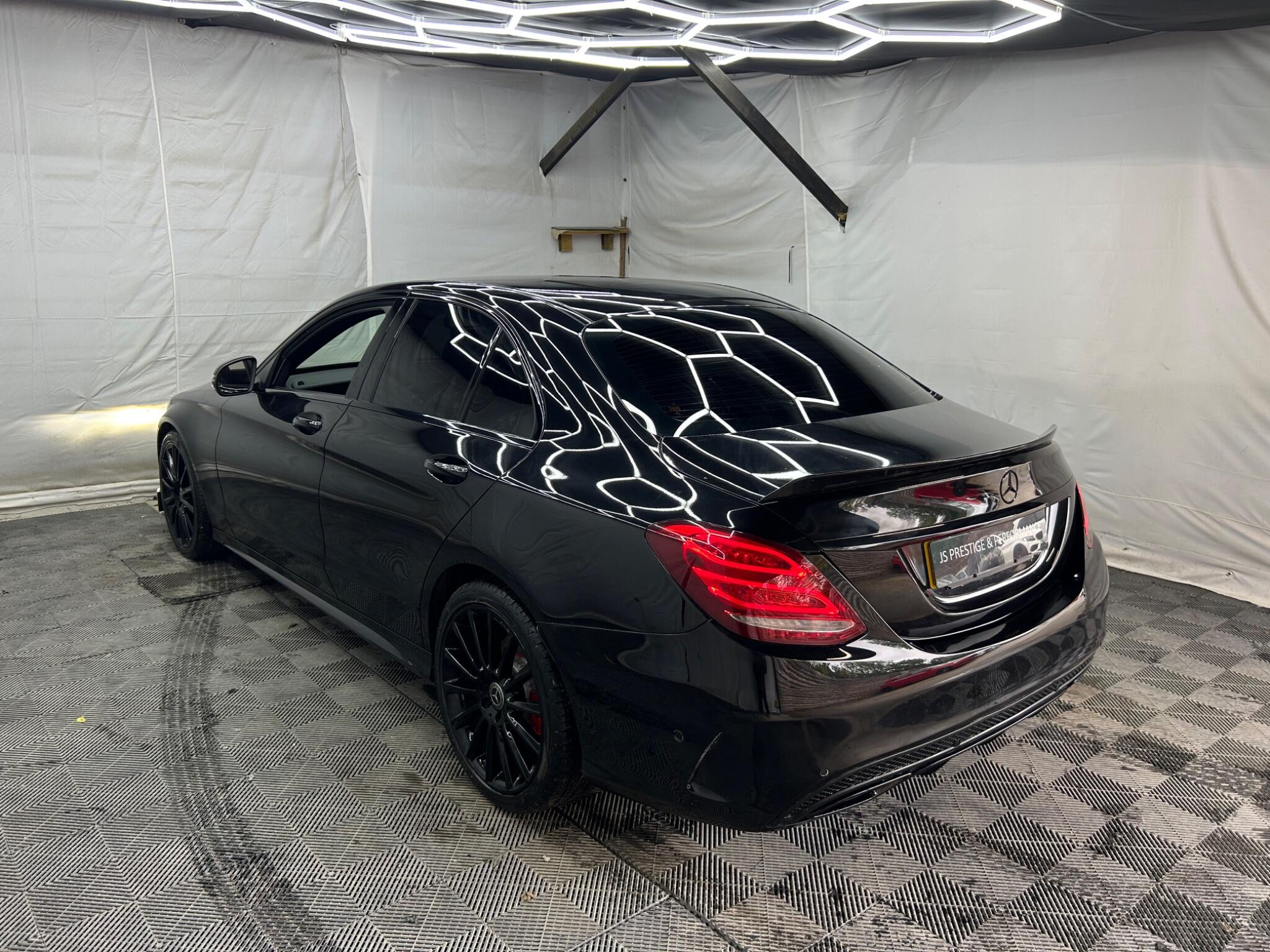 Mercedes-Benz C Class view 4