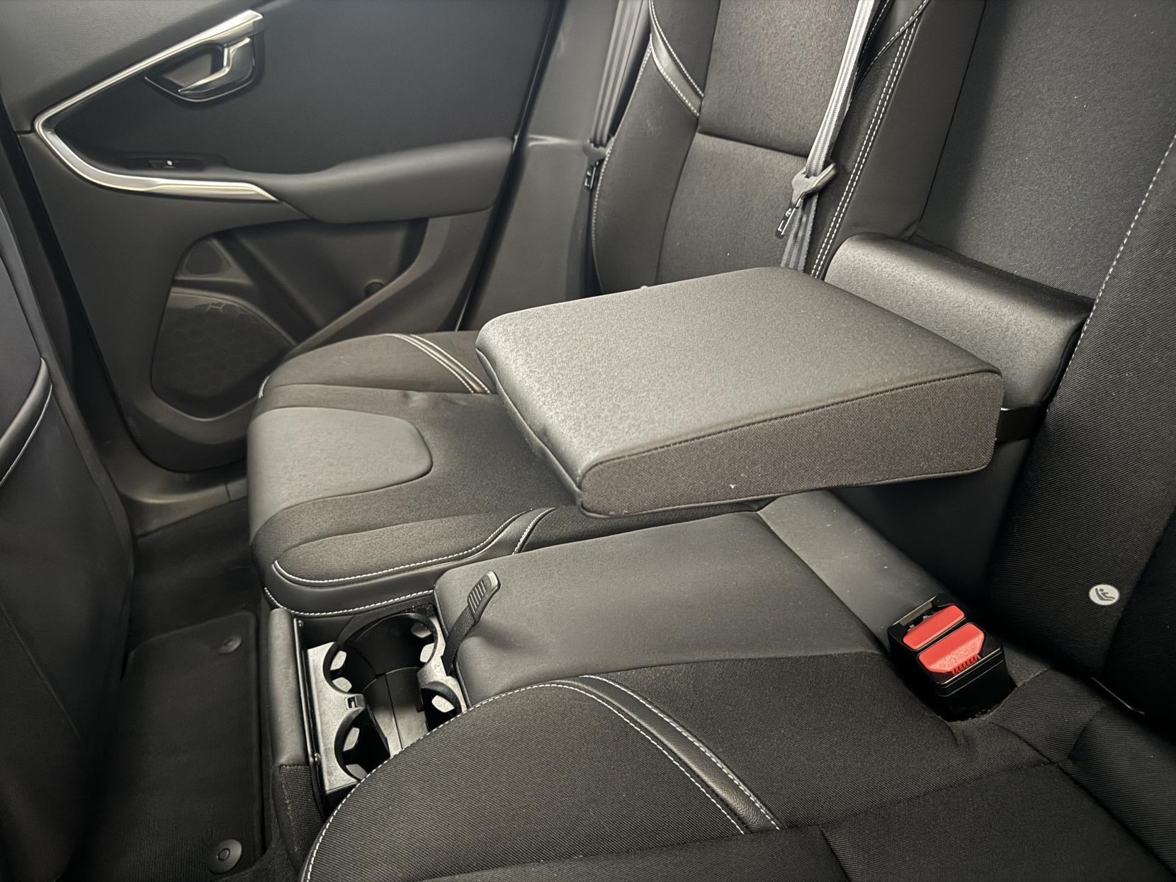 Volvo V40 view 62
