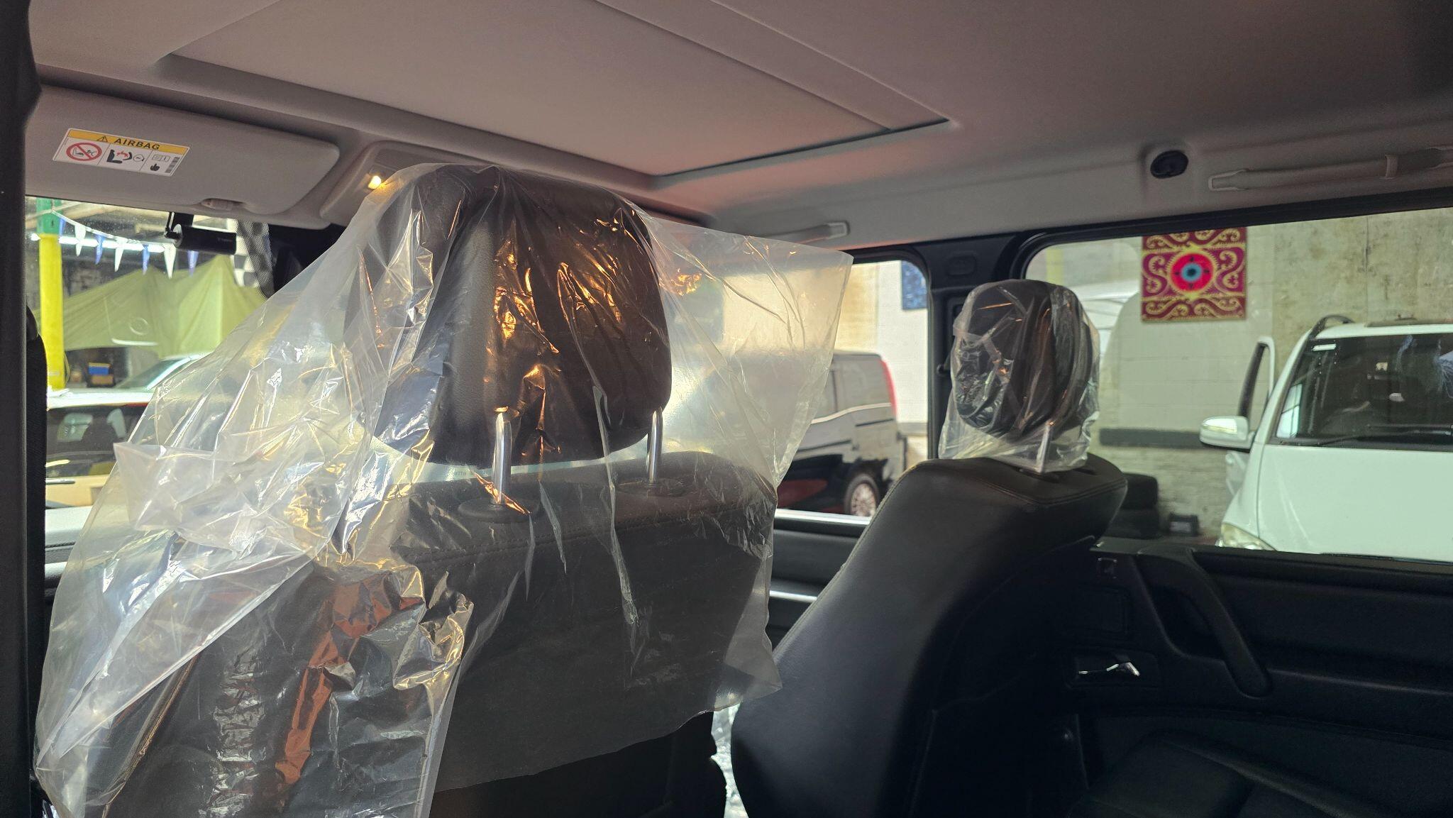 Mercedes-Benz G-Class view 29