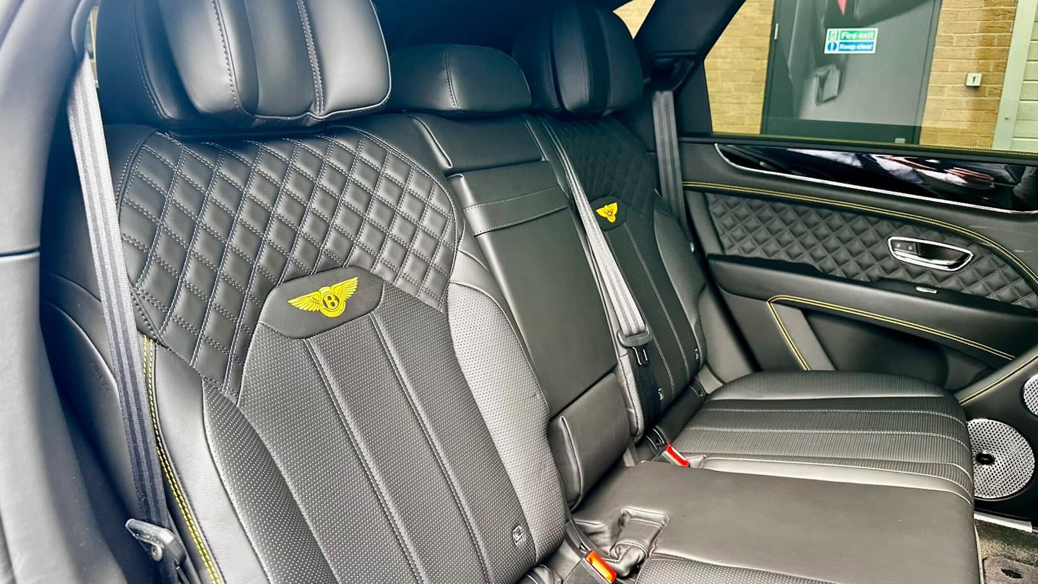Bentley Bentayga view 29