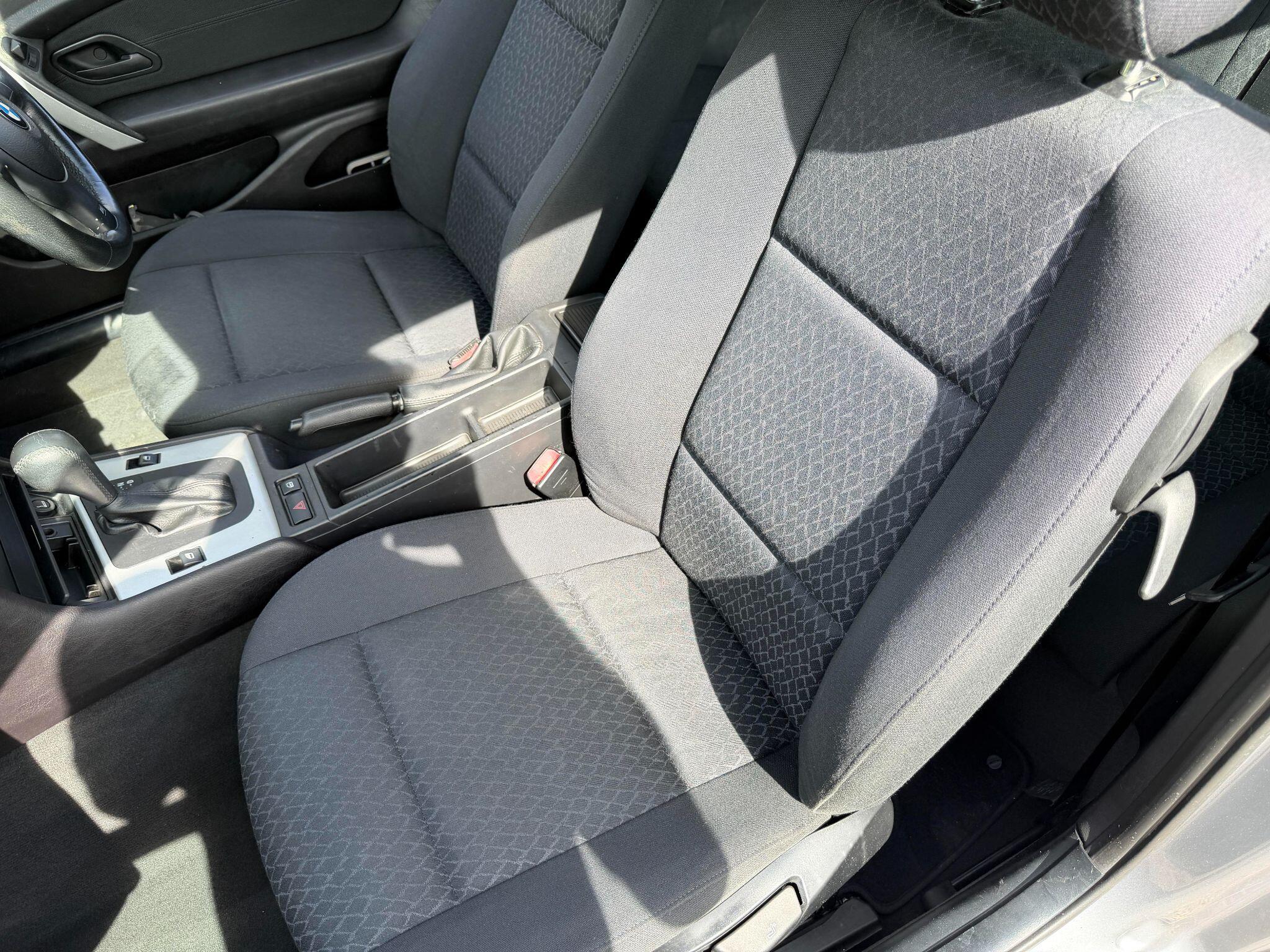 BMW 3 Series view 20