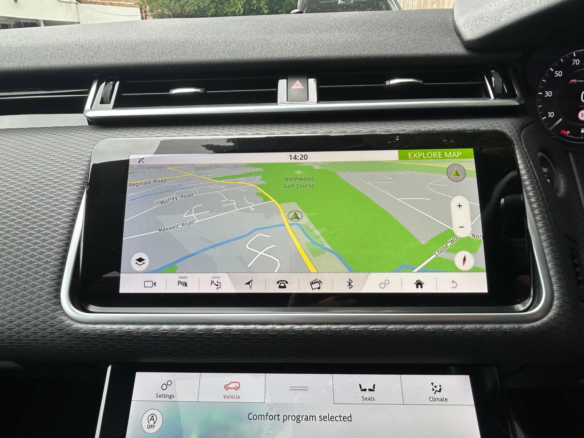 Land Rover Range Rover Velar view 42