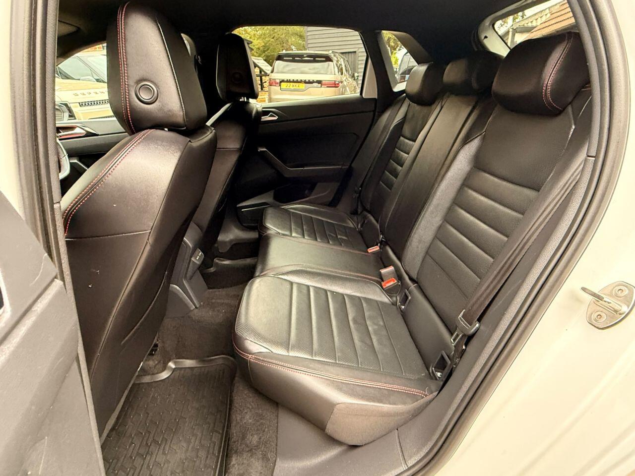 Volkswagen Polo view 16