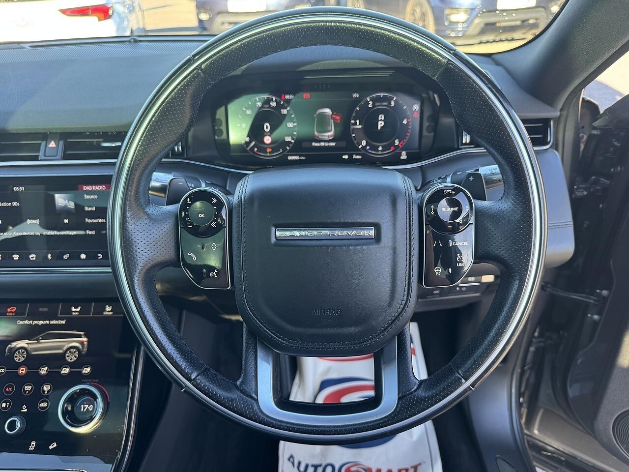 Land Rover Range Rover Evoque view 26