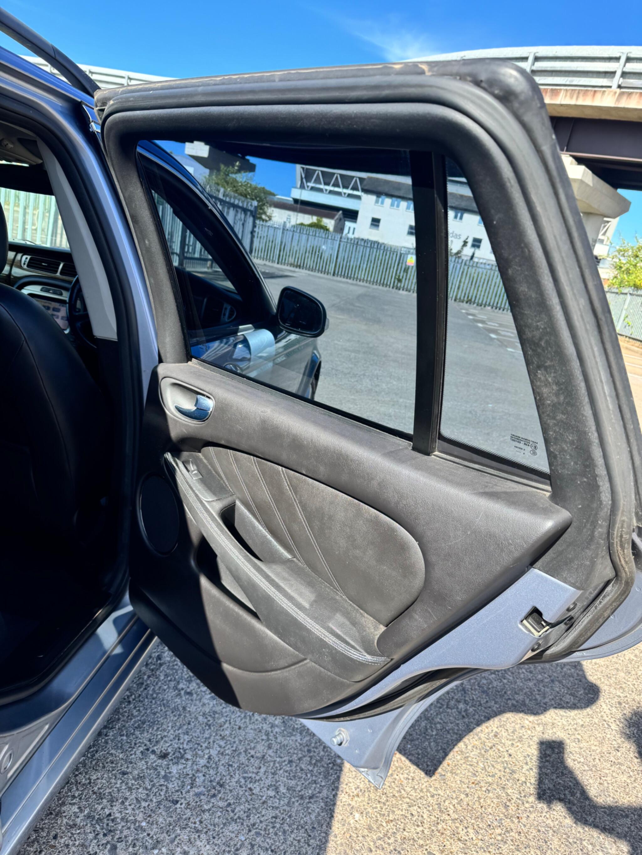 Jaguar X-Type view 34