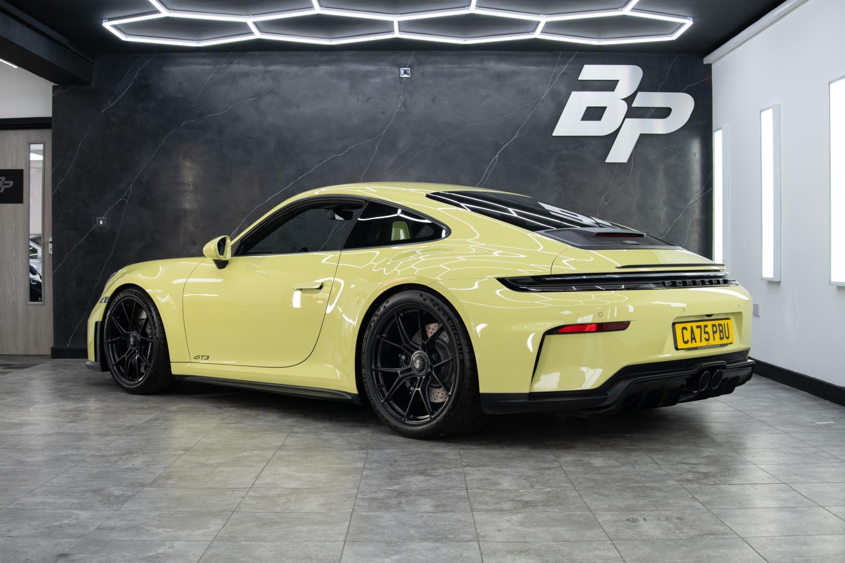 Porsche 911 view 2