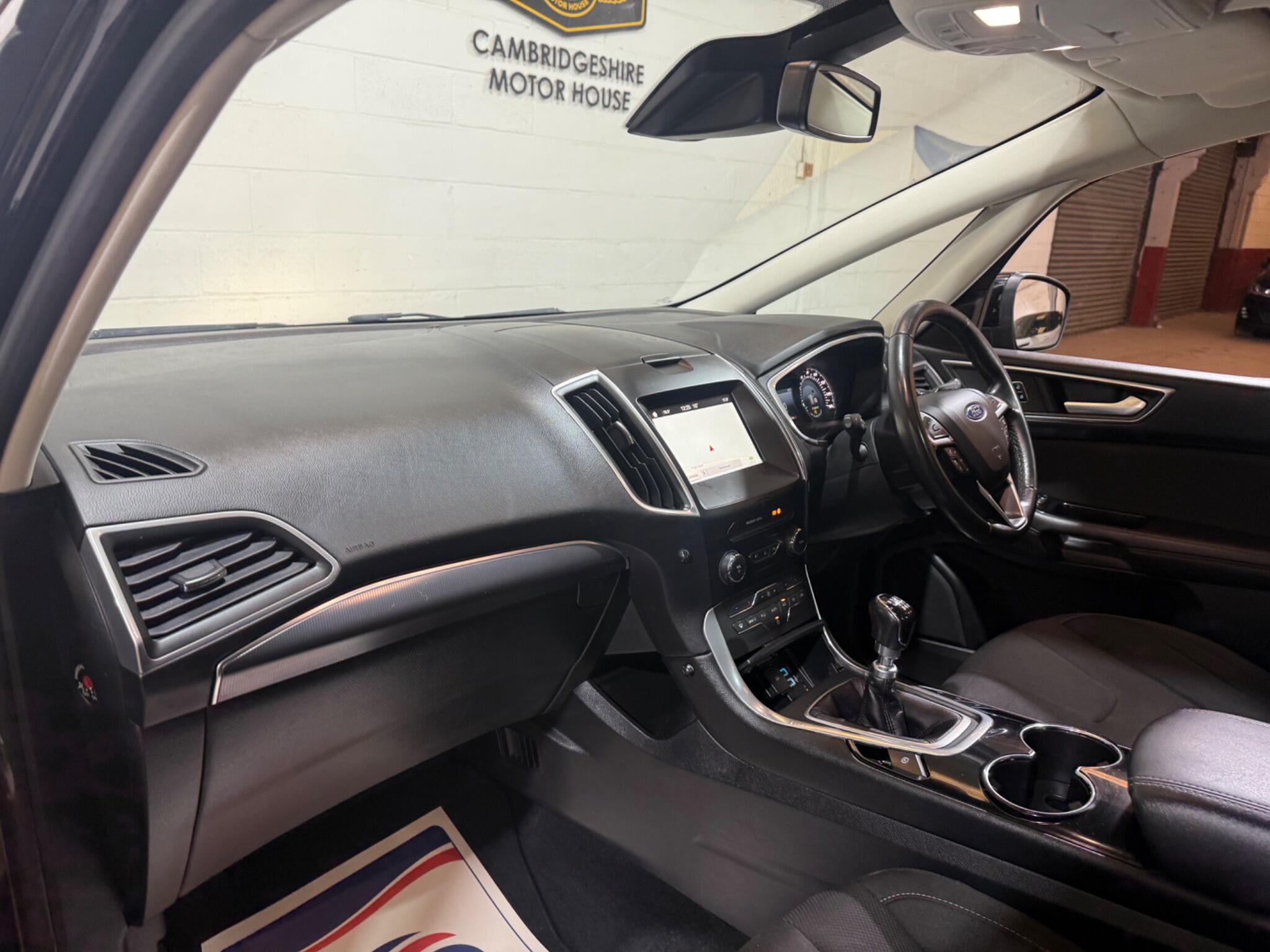 Ford S-Max view 21