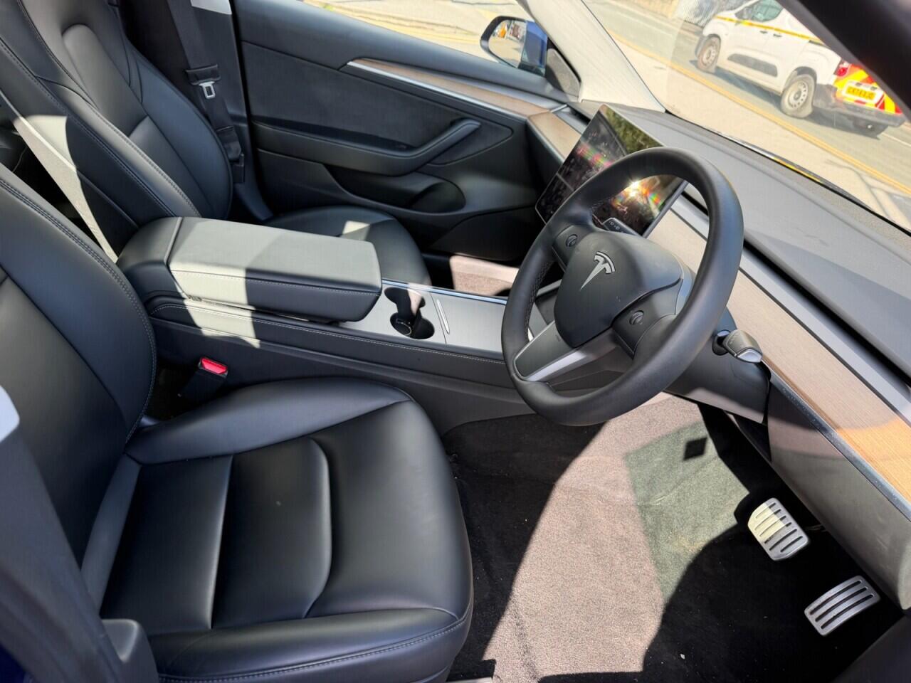 Tesla Model 3 view 12