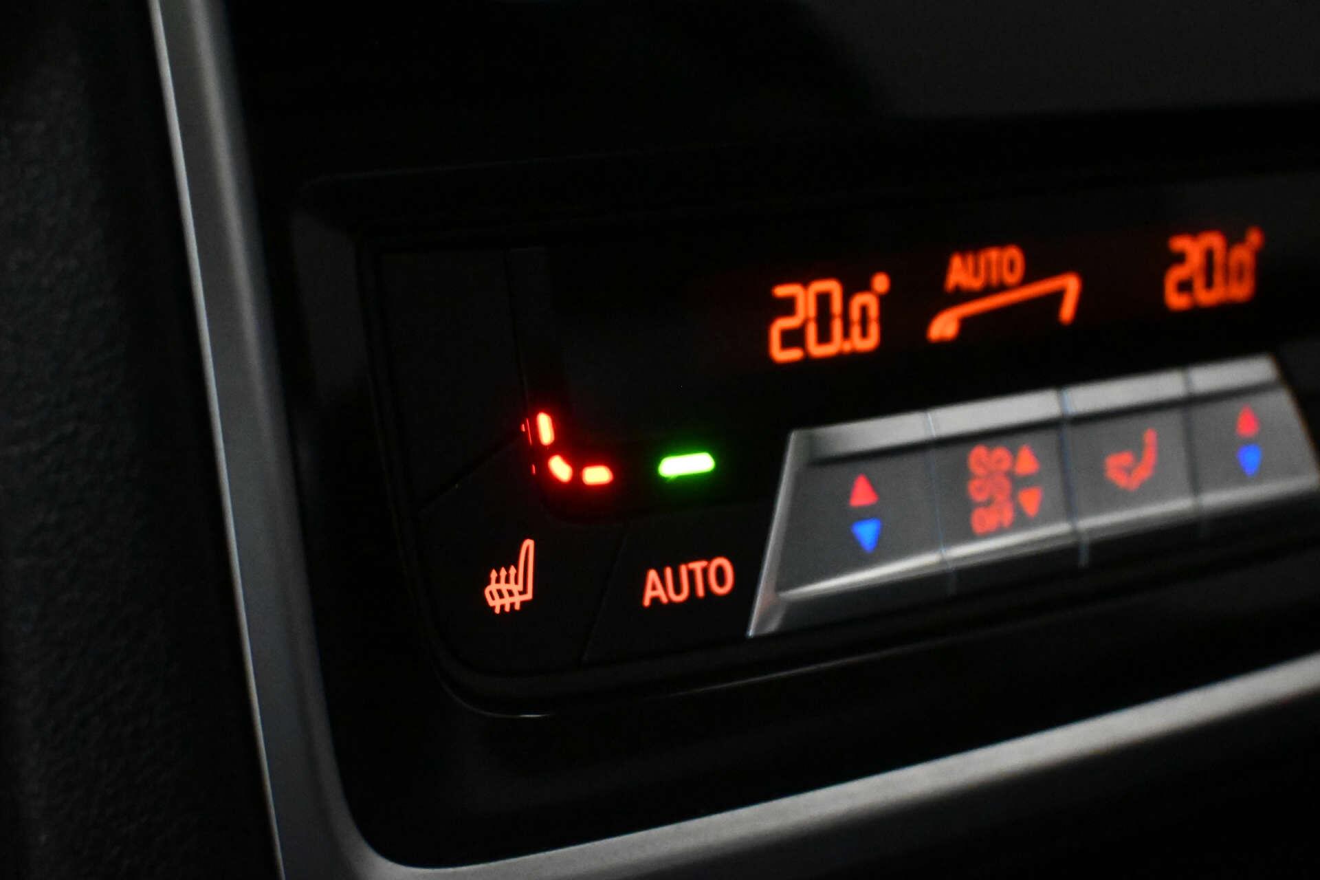 BMW X5 view 13