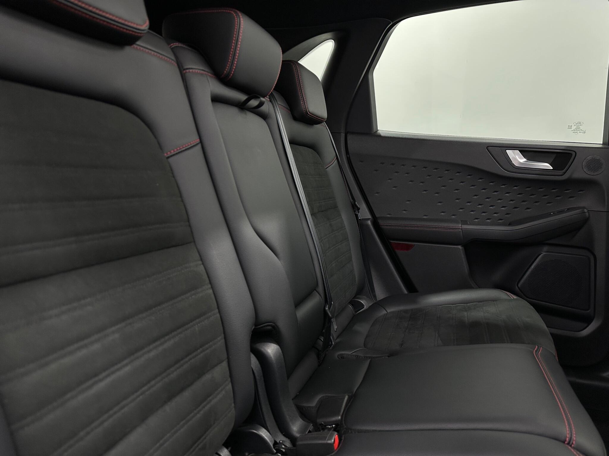 Ford Kuga view 40