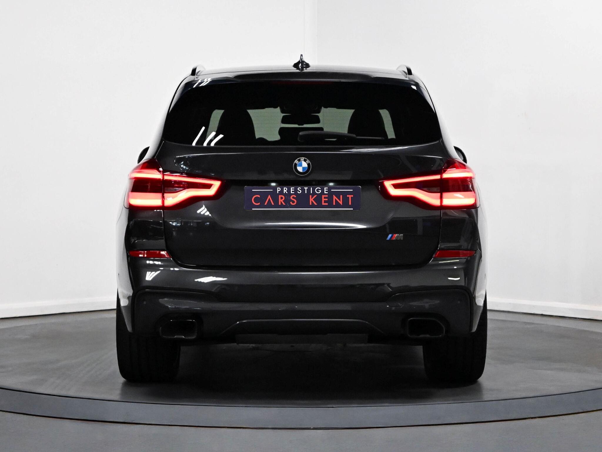 BMW X3 view 19