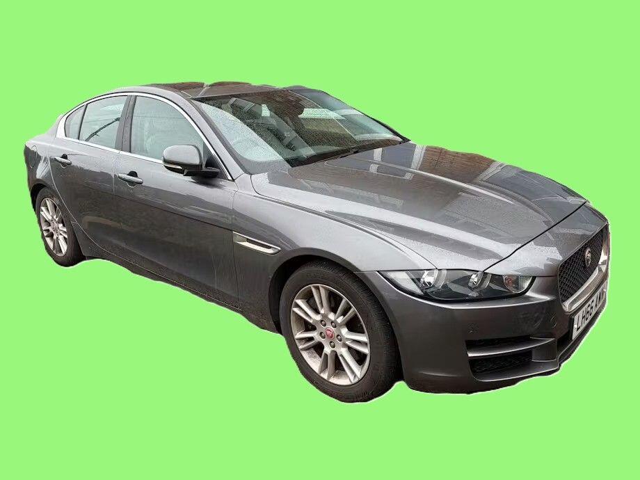 2016 Jaguar XE 2.0i Prestige