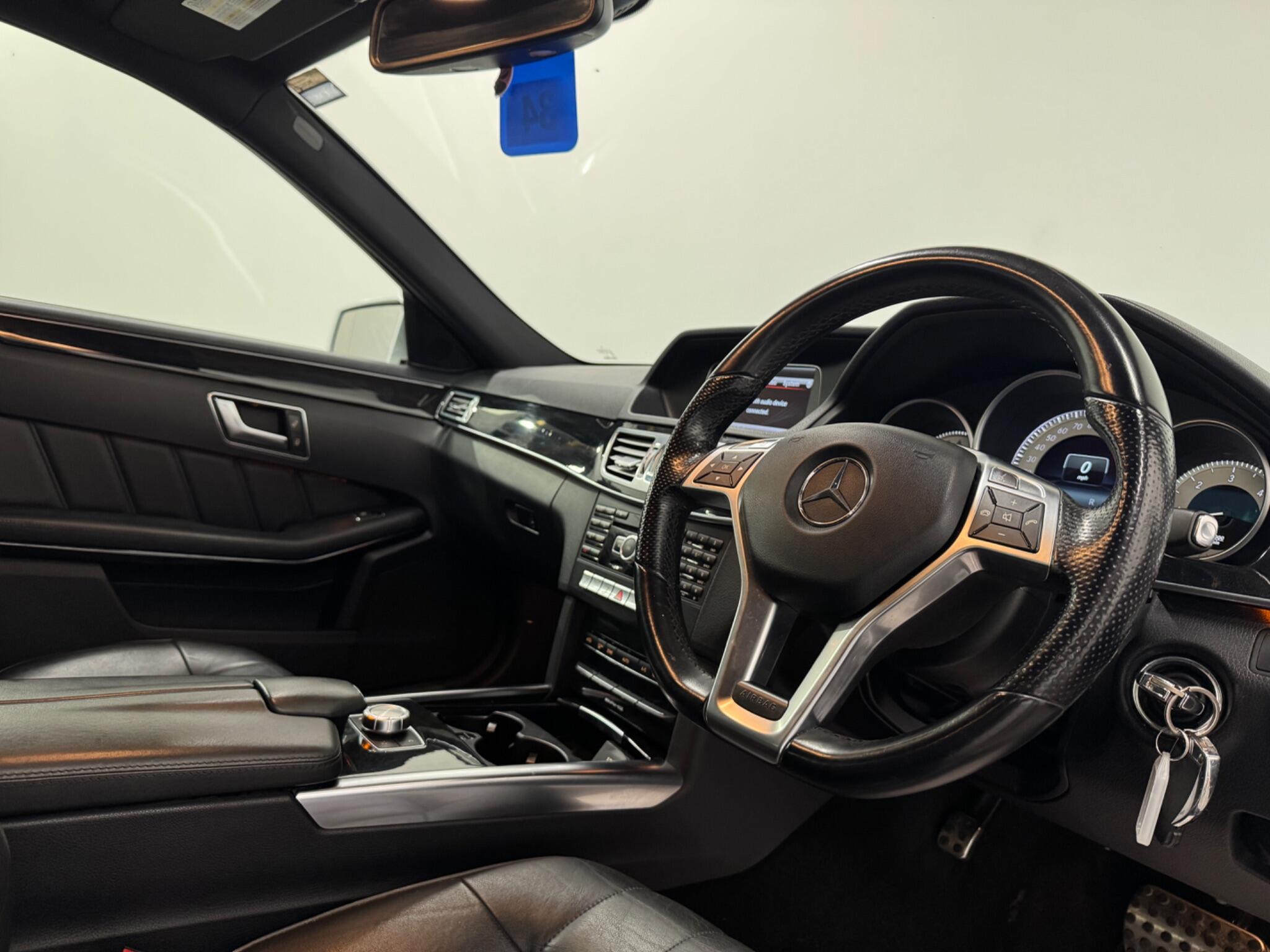 Mercedes-Benz E-Class view 11