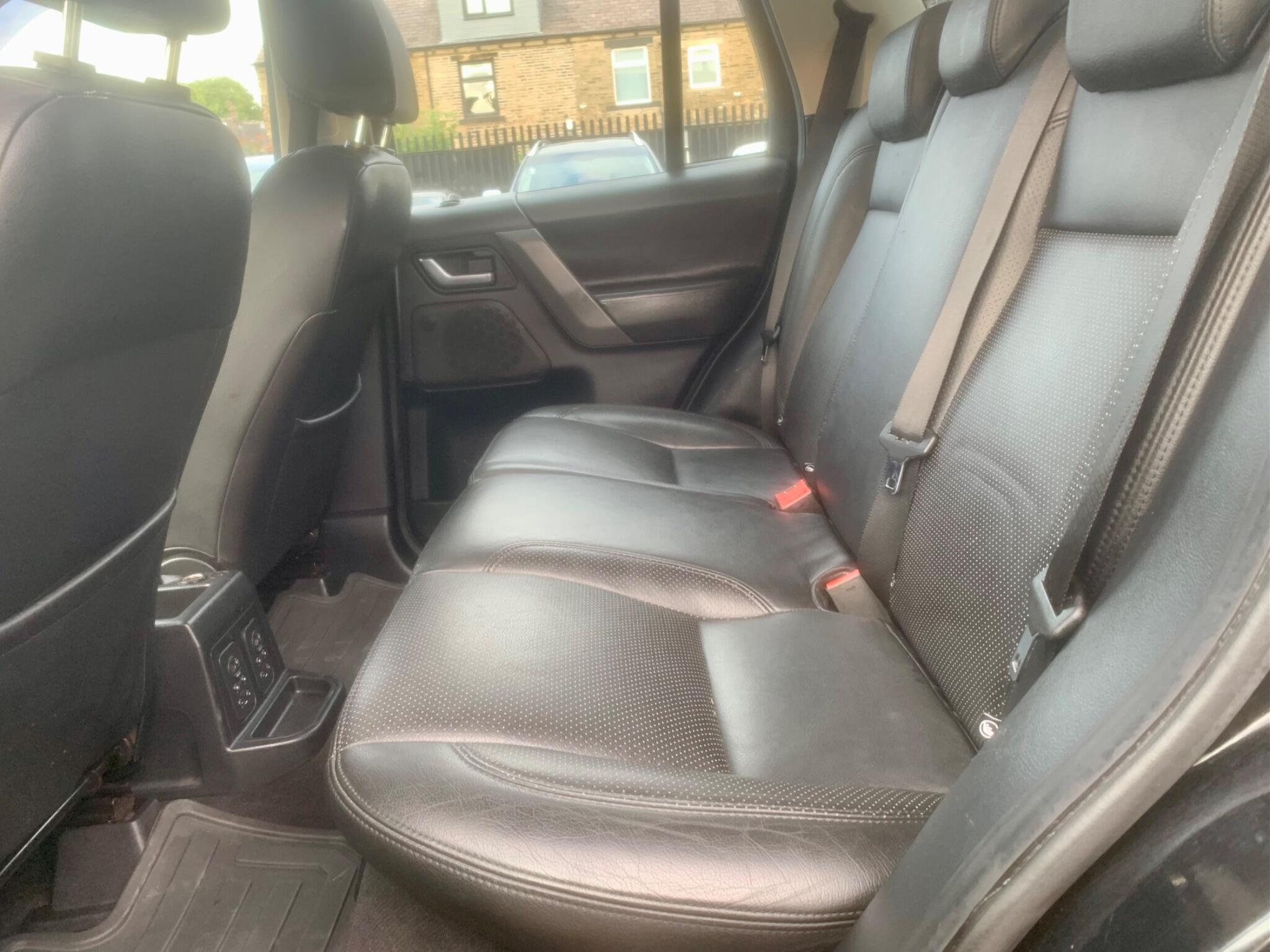 Land Rover Freelander 2 view 46