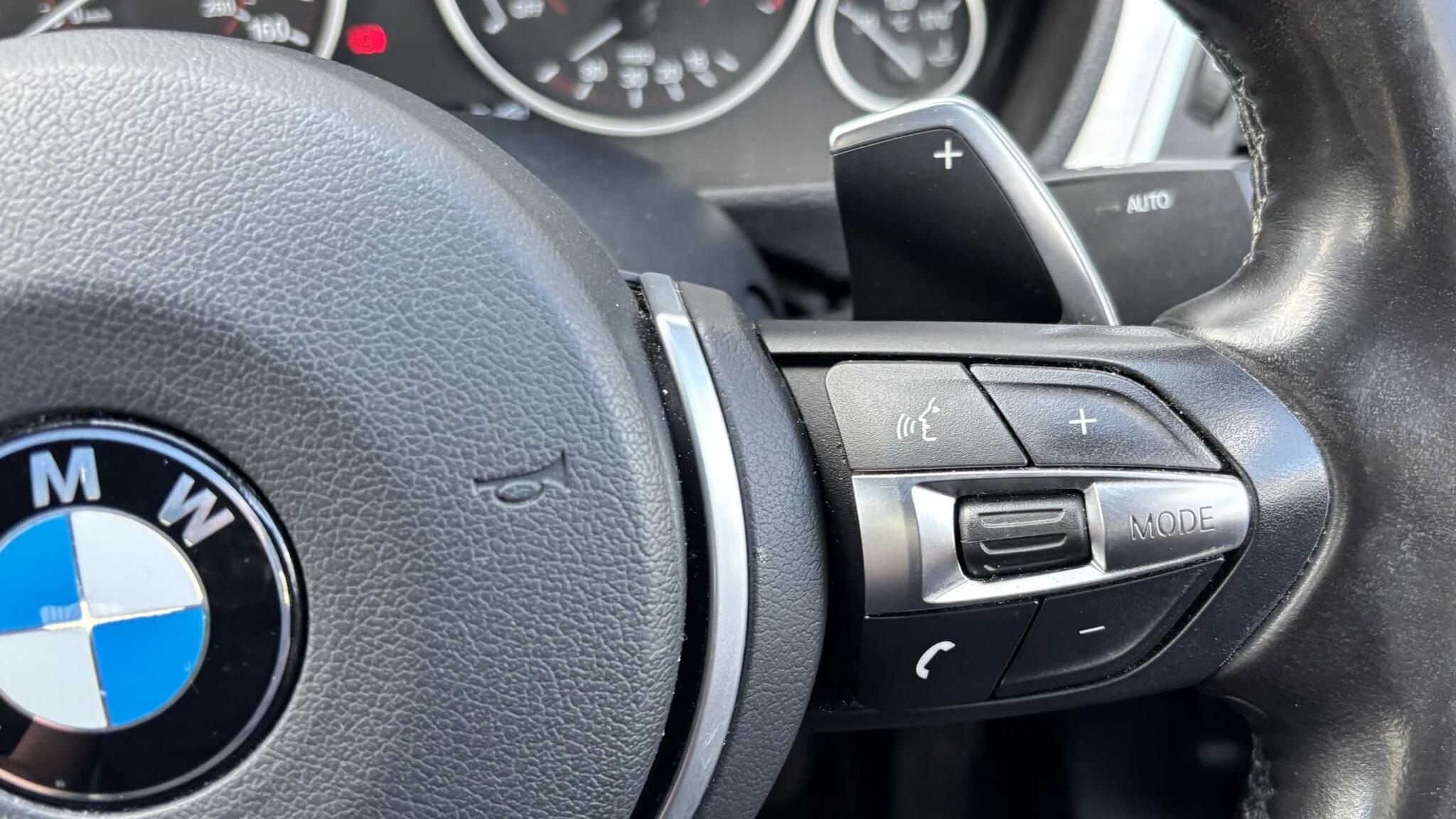 BMW 3 Series view 19