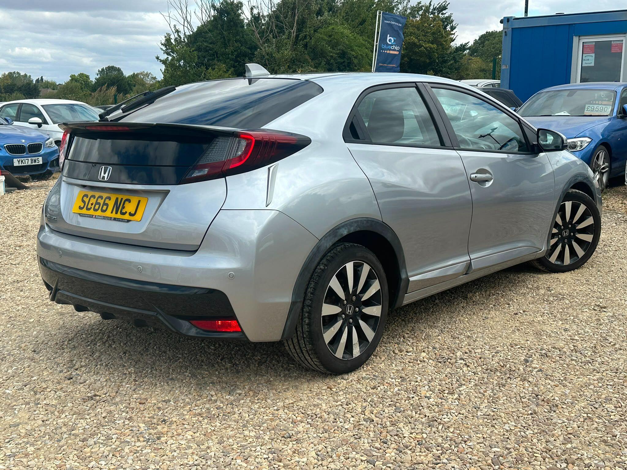 Honda Civic view 3