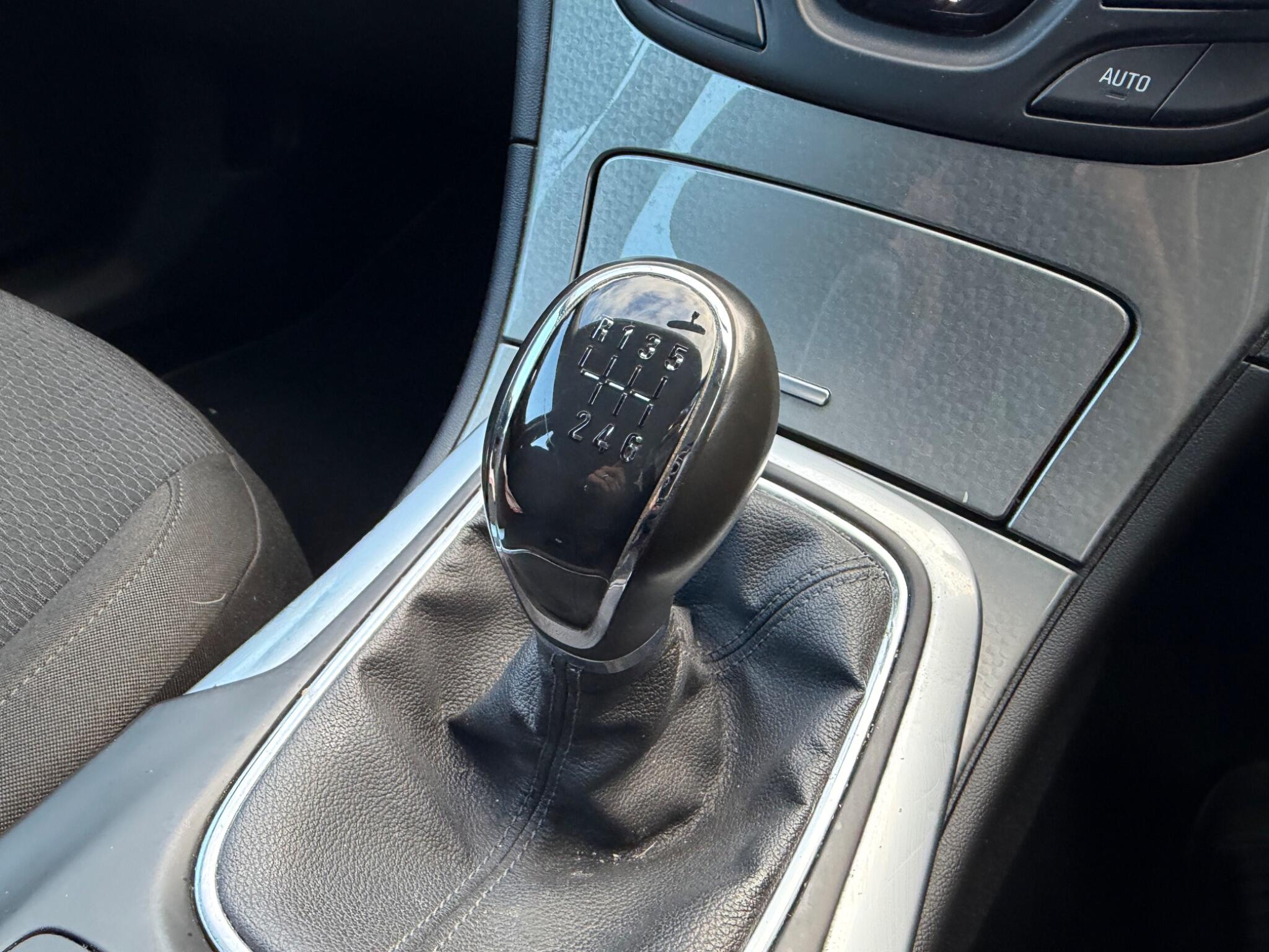 Vauxhall Insignia view 31