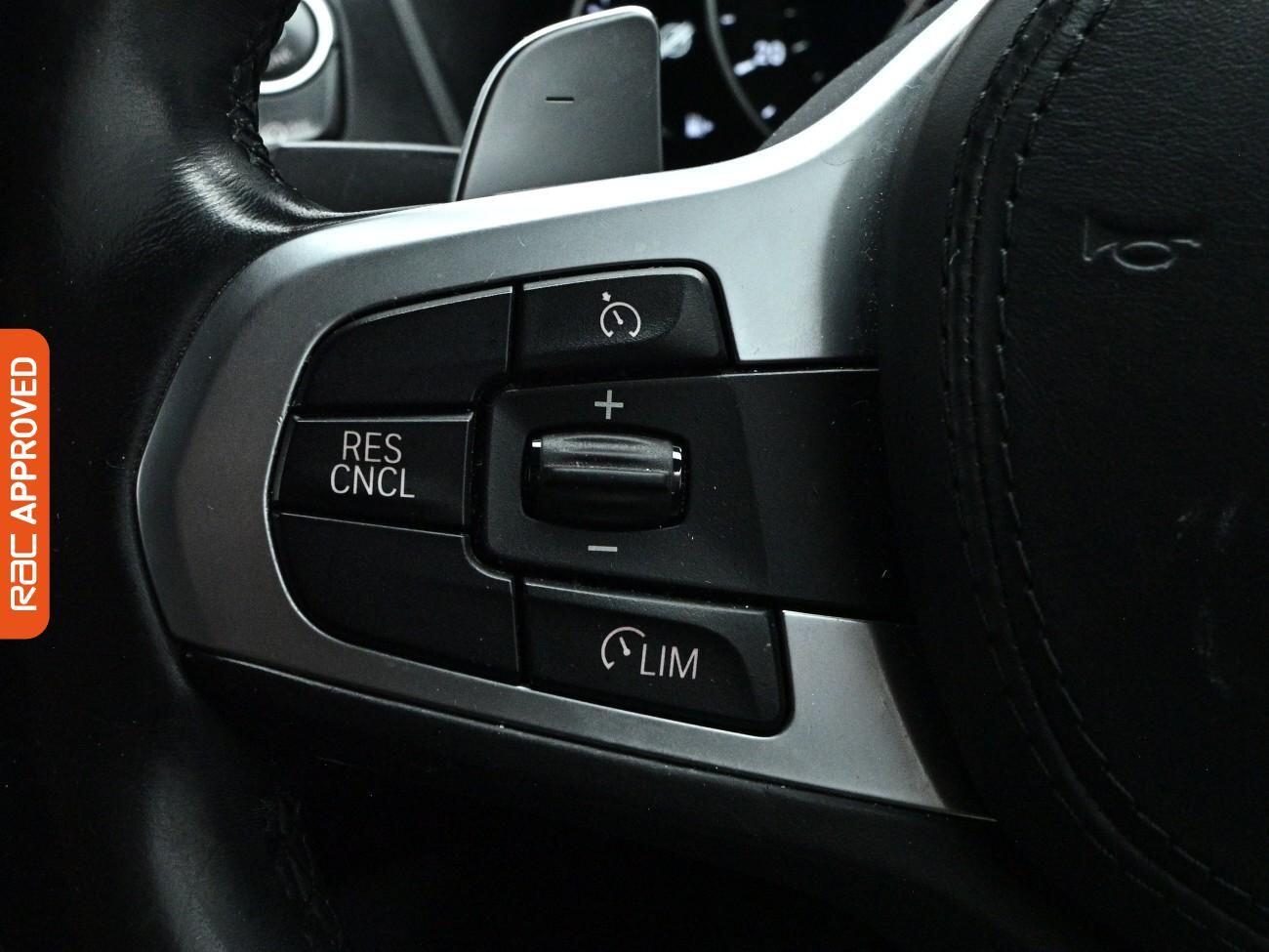 BMW X3 view 21
