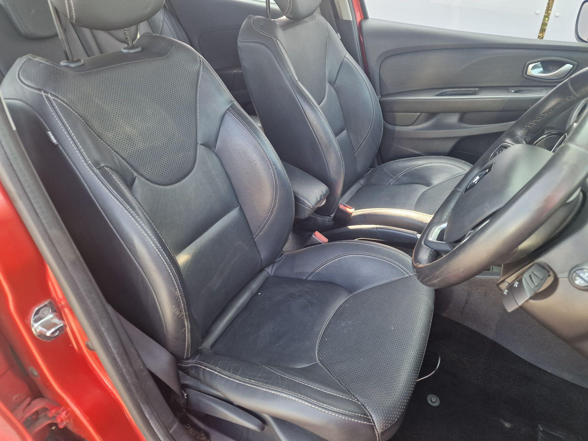 Renault Clio view 26