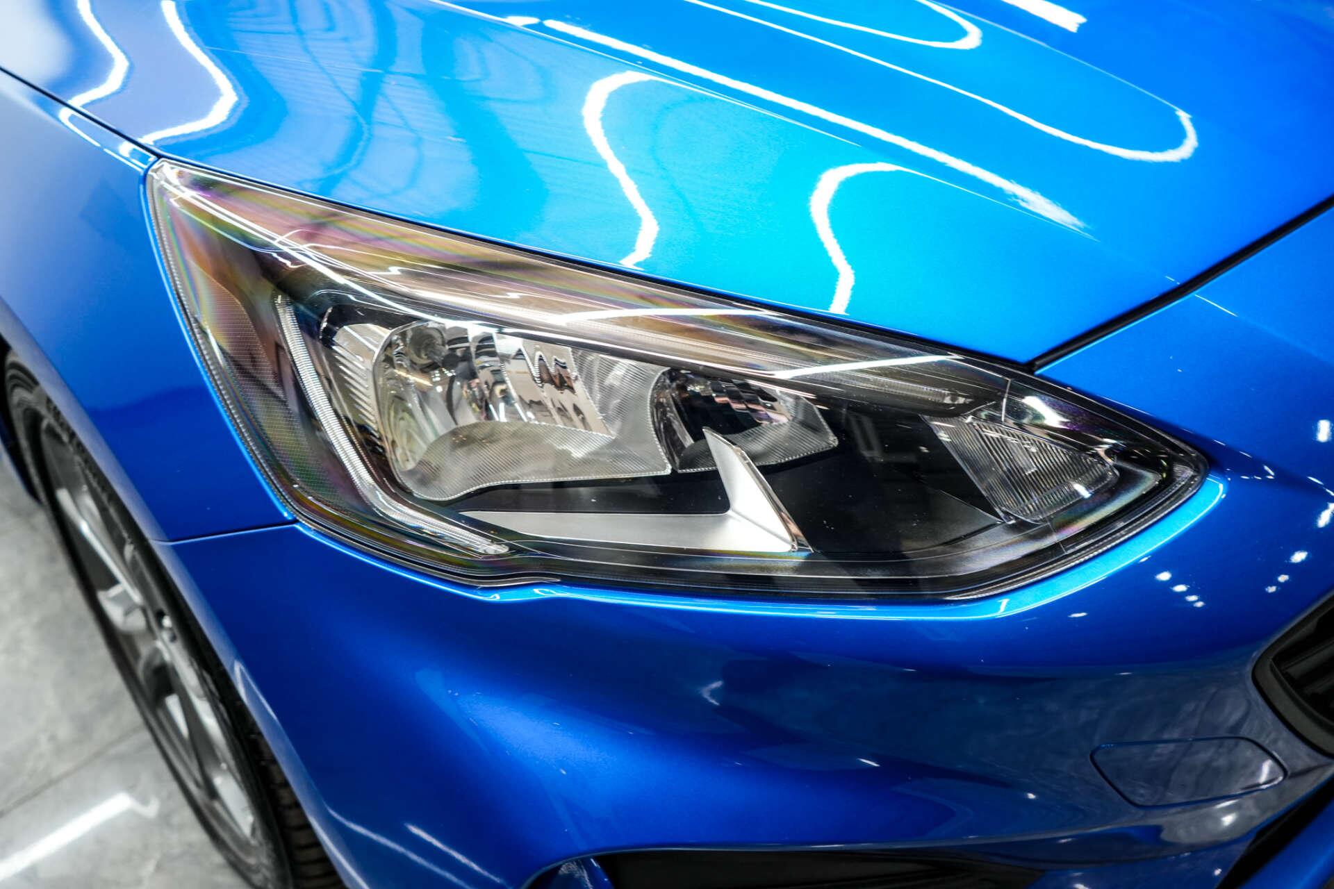 Ford Focus view 6