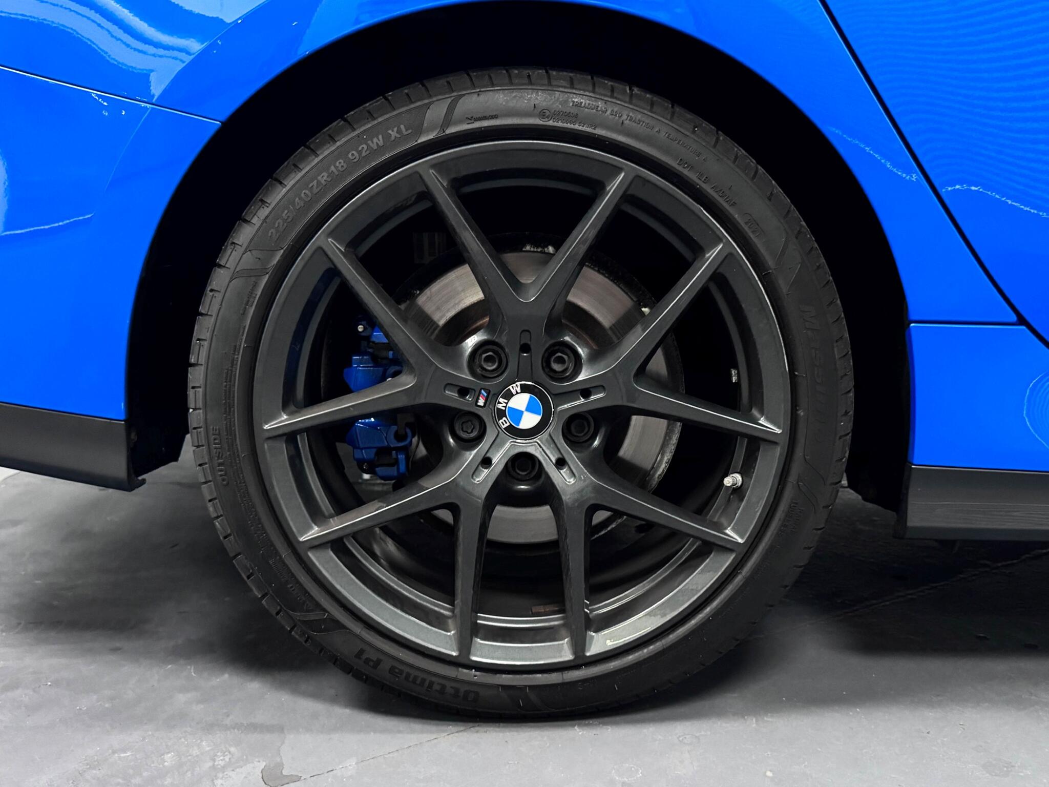 BMW 2 Series view 52