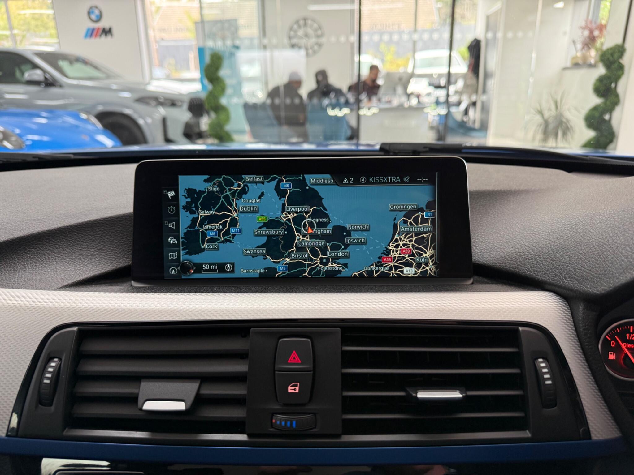 BMW 3 Series view 17