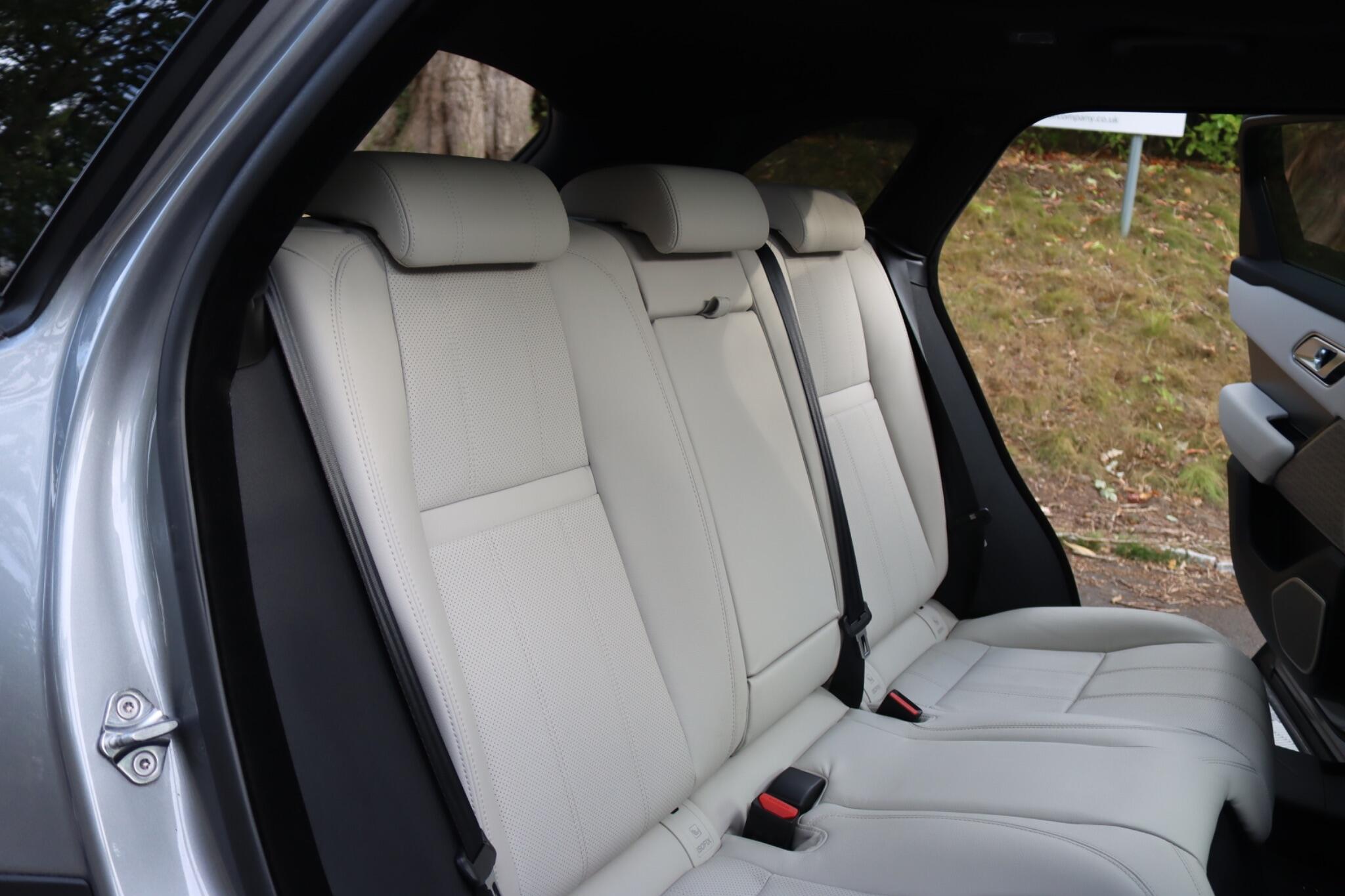 Land Rover Range Rover Velar view 48