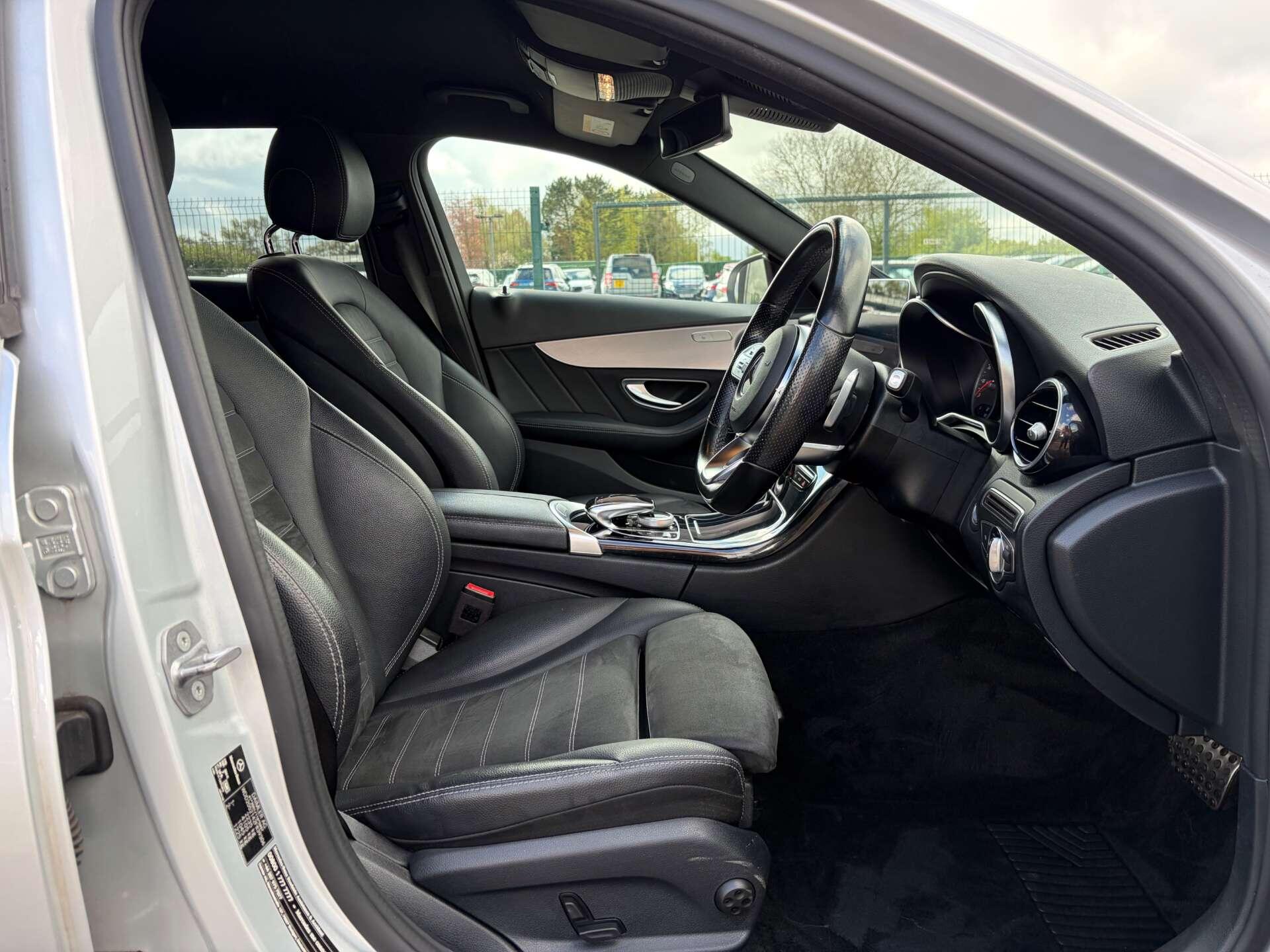 Mercedes-Benz C Class view 41