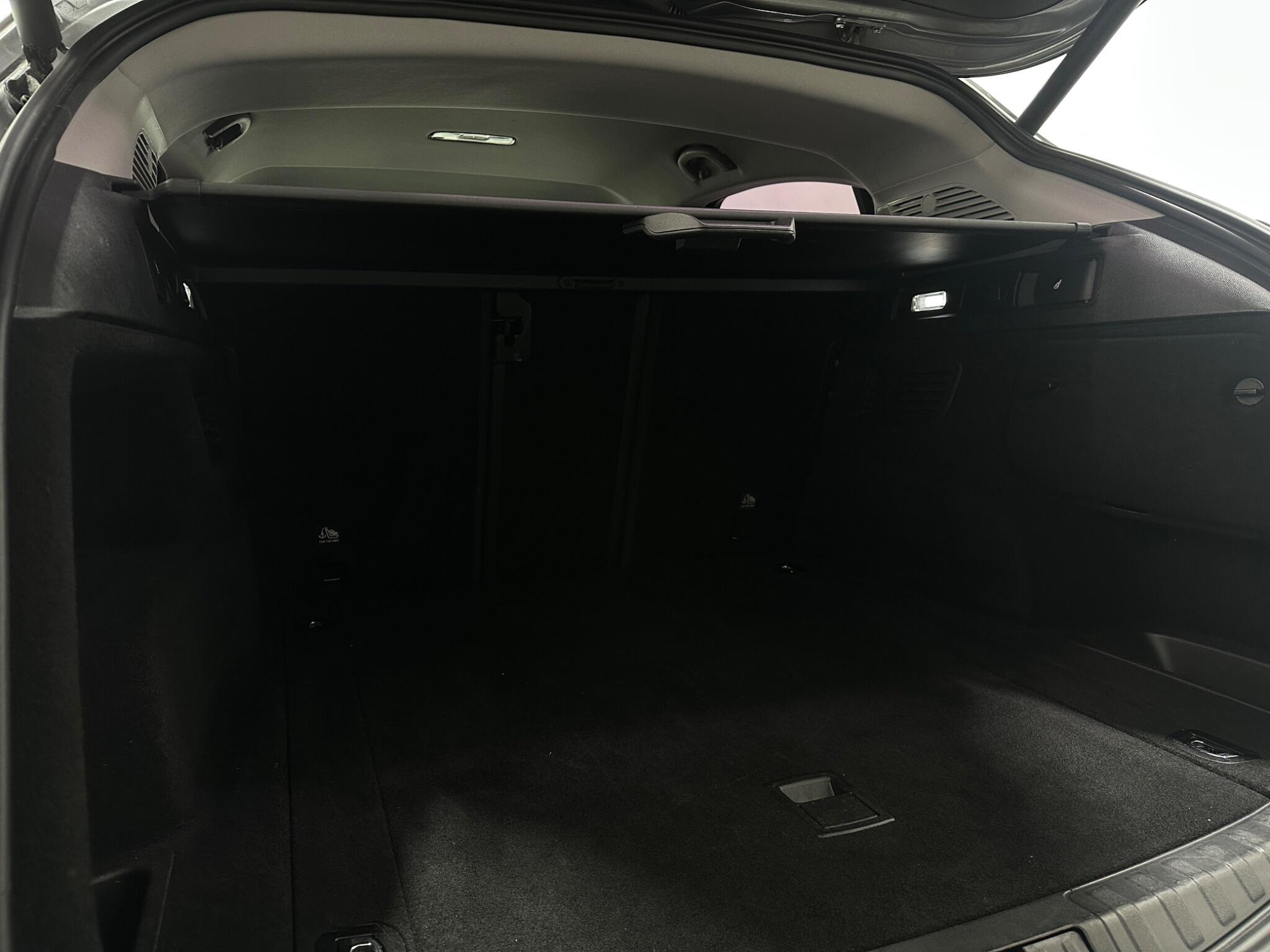 Alfa Romeo Stelvio view 46