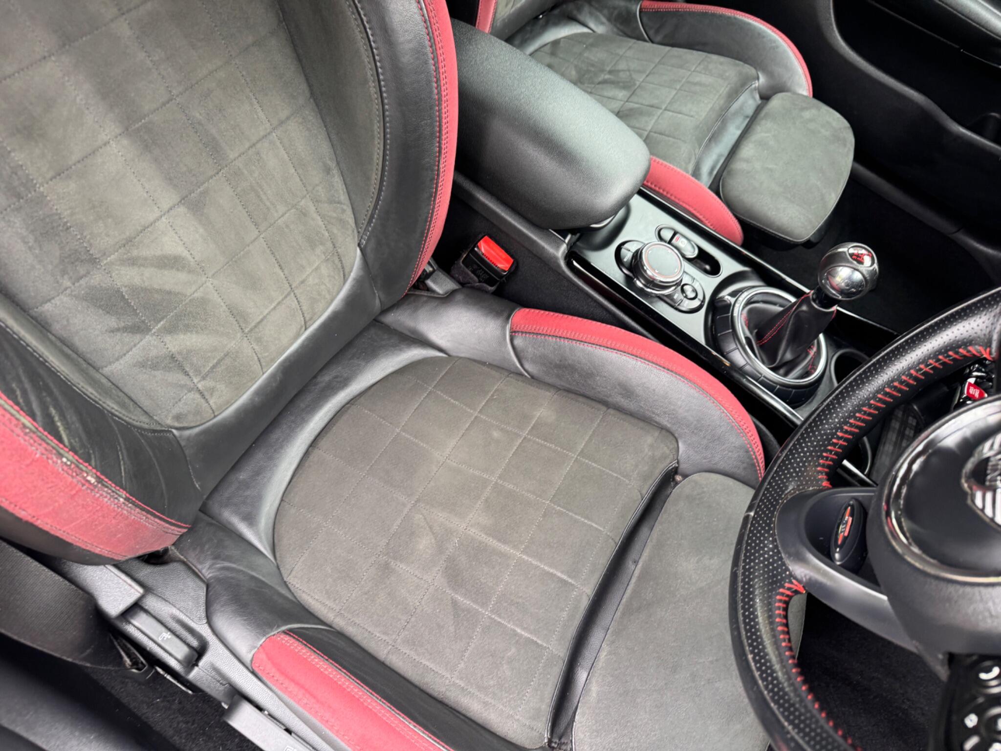 Mini Clubman view 35
