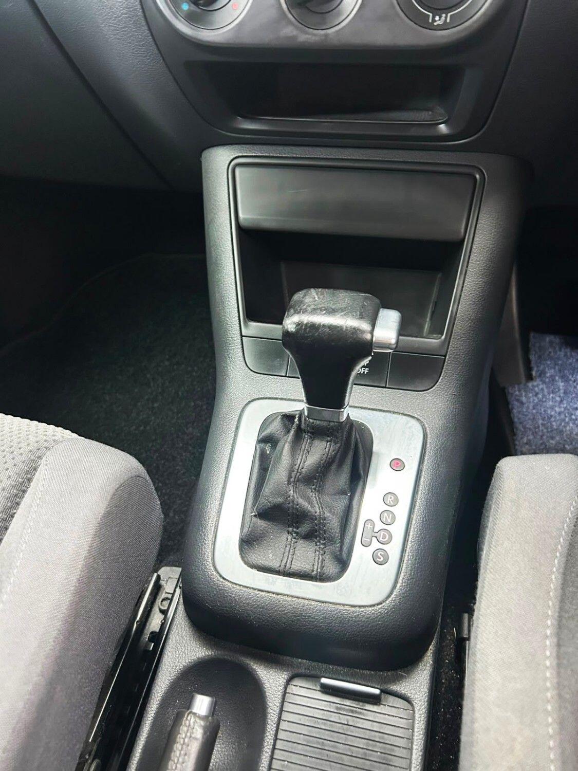 Volkswagen Golf Plus view 17
