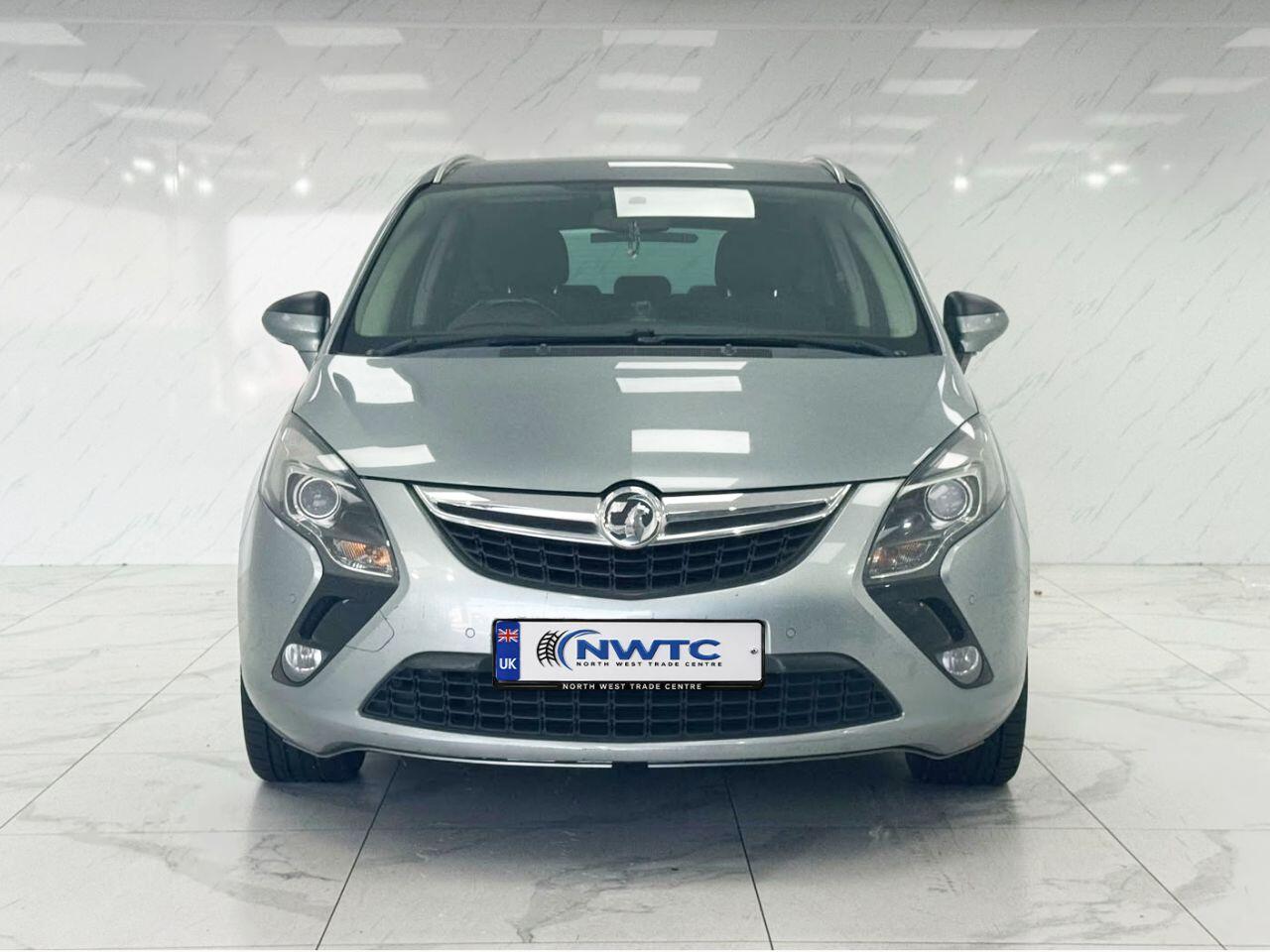 Vauxhall Zafira Tourer view 5