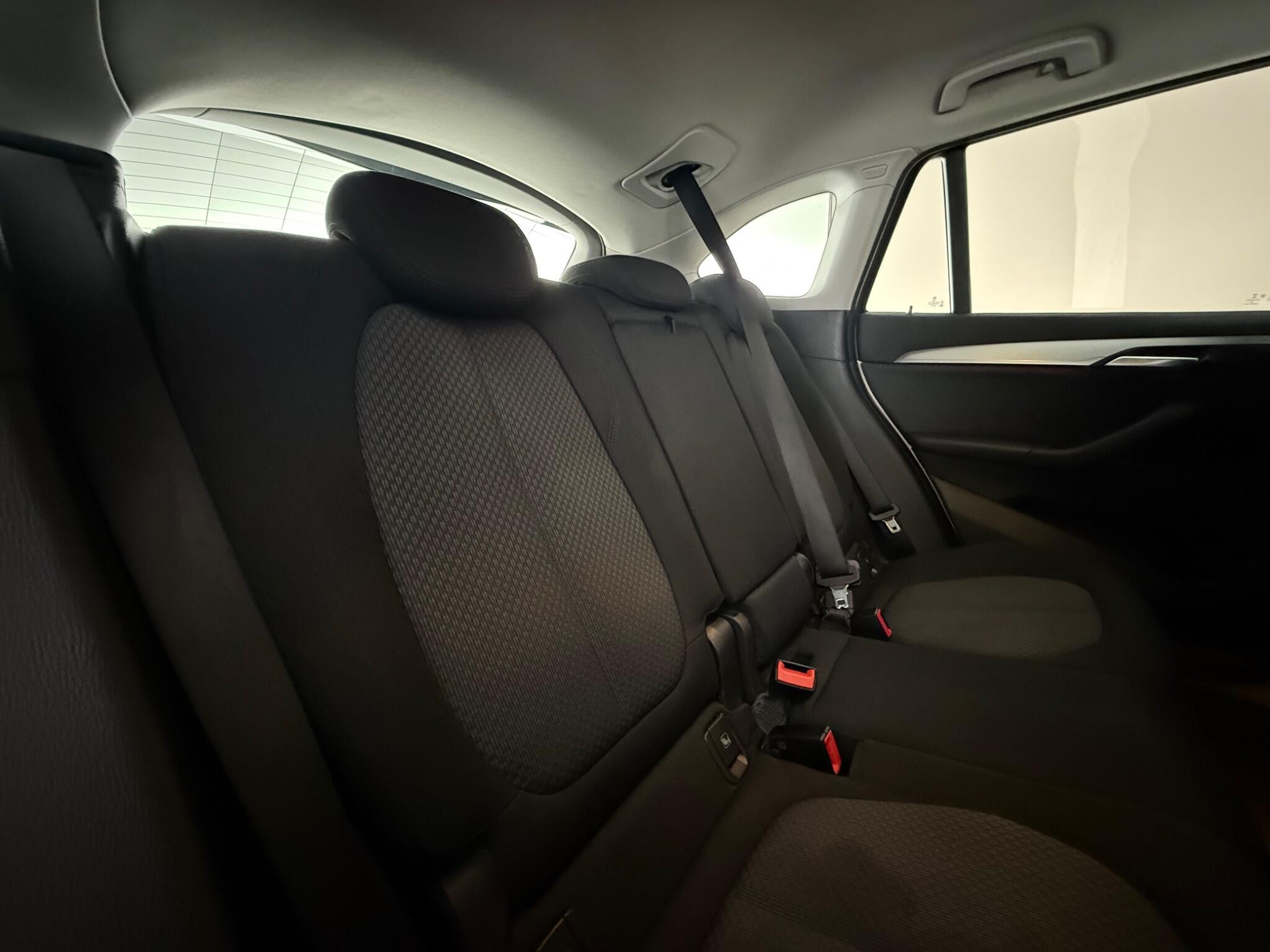 BMW X1 view 30