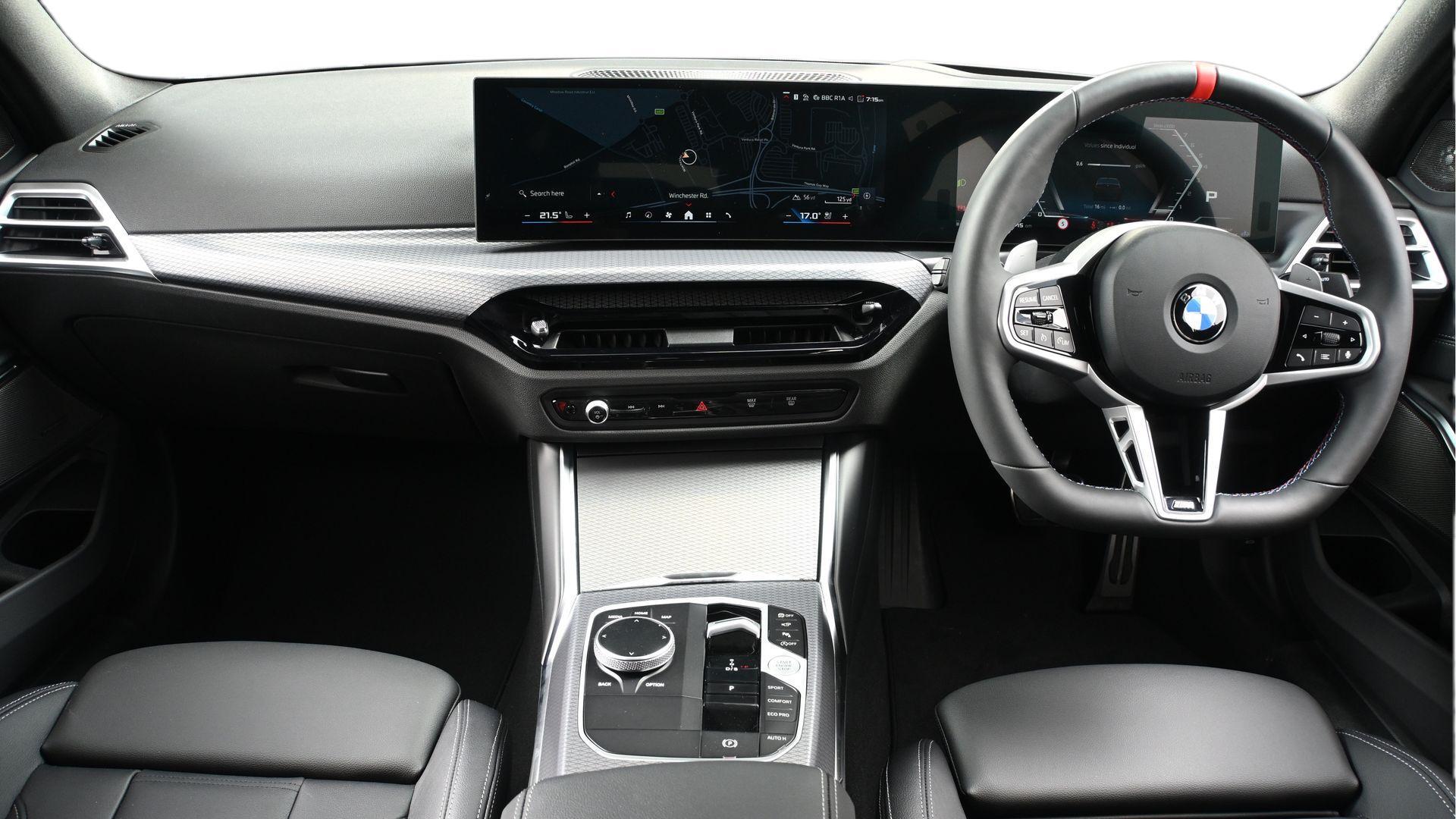 BMW 3 Series view 4