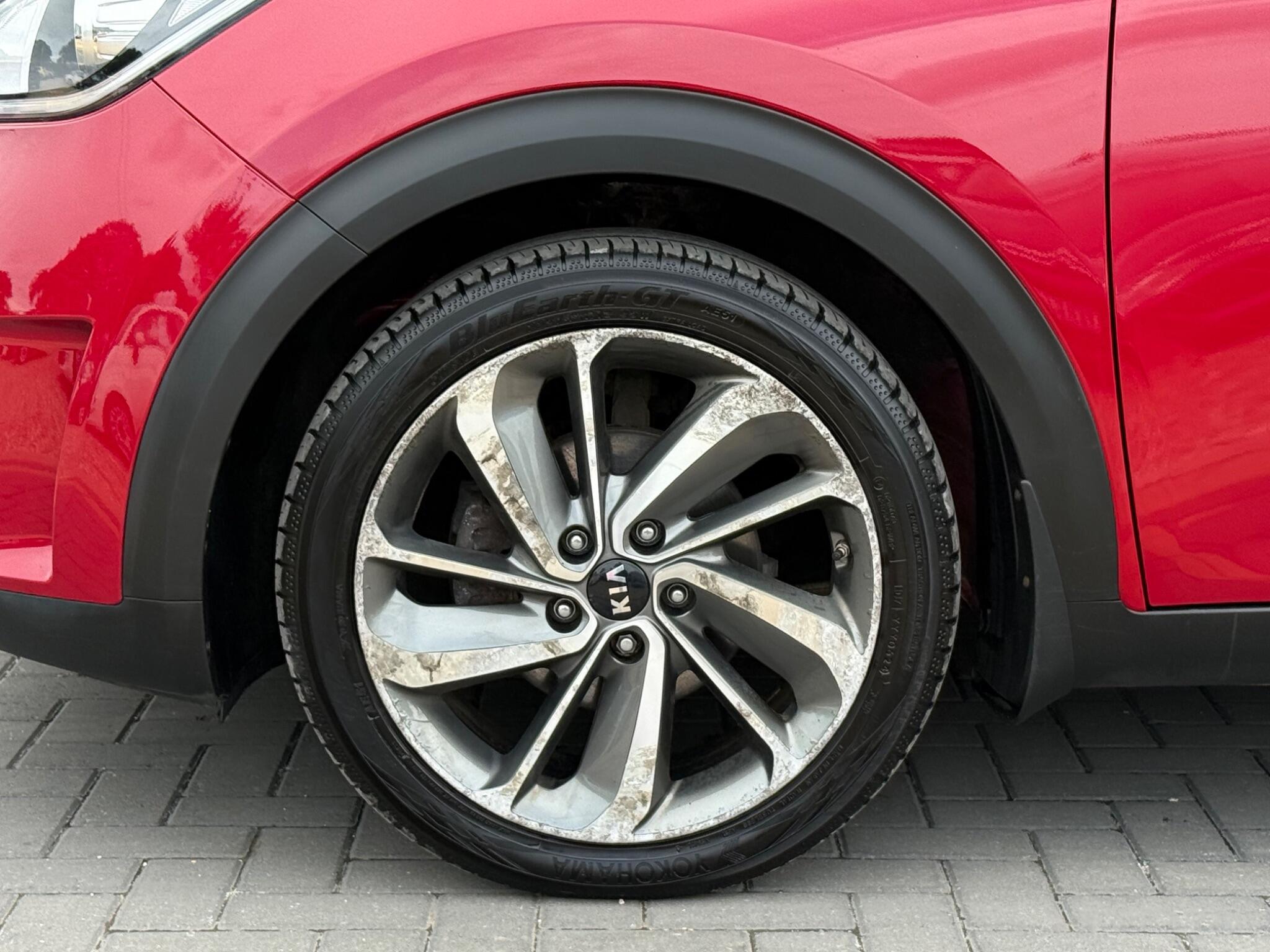 Kia Niro view 12