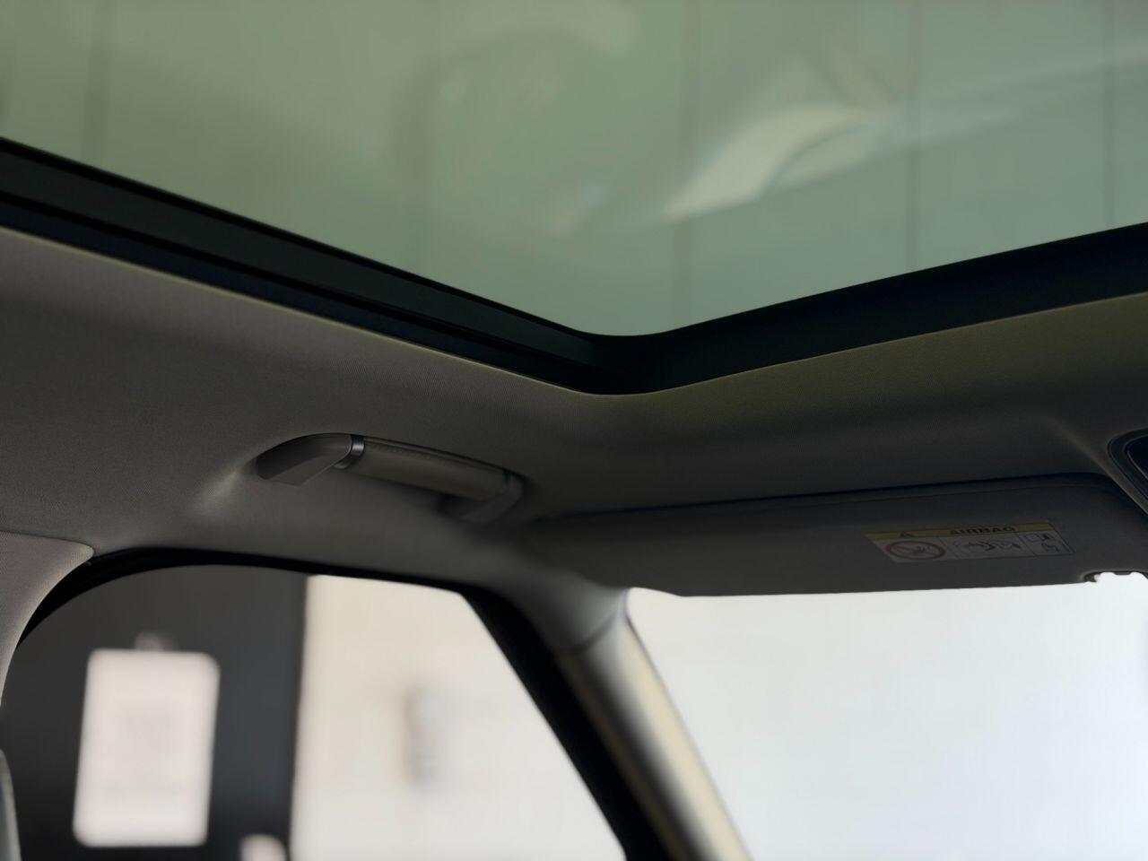 Land Rover Range Rover view 36