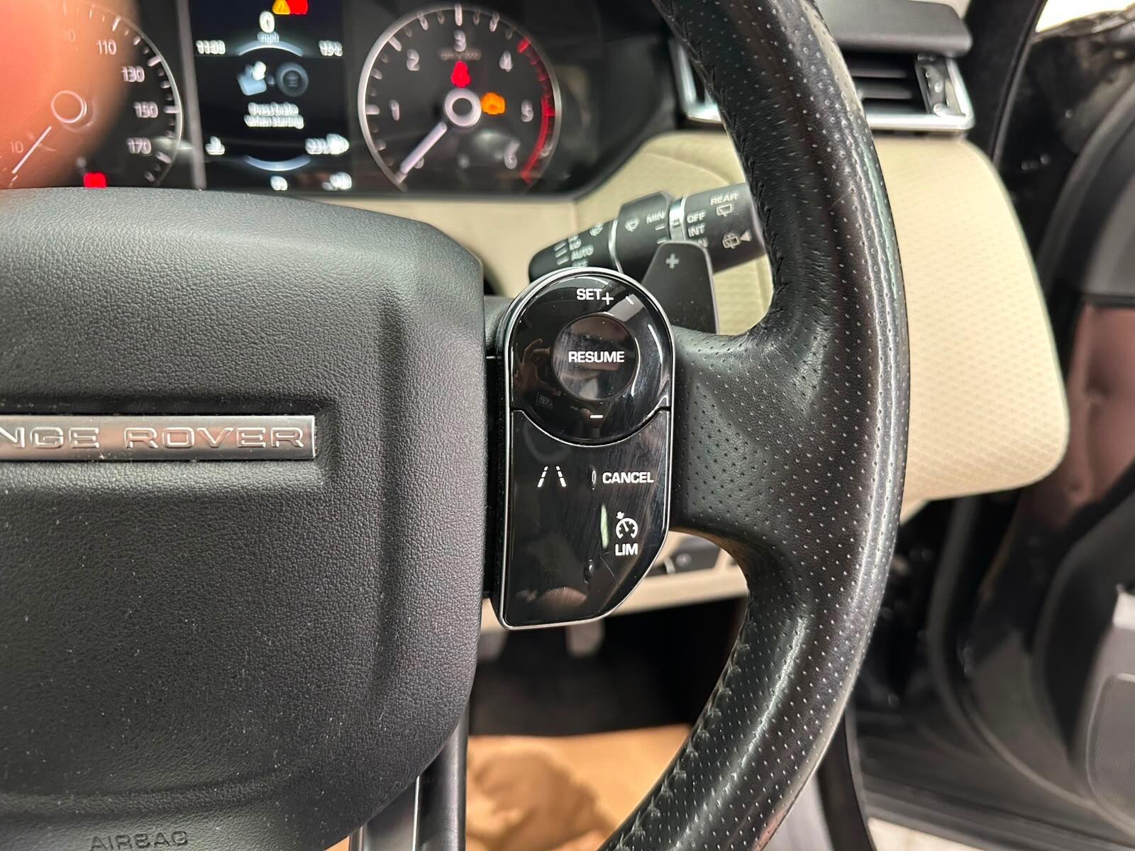 Land Rover Range Rover Velar view 33