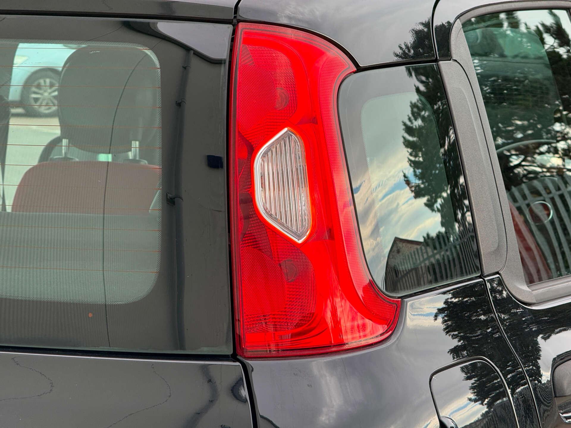 Fiat Panda view 16